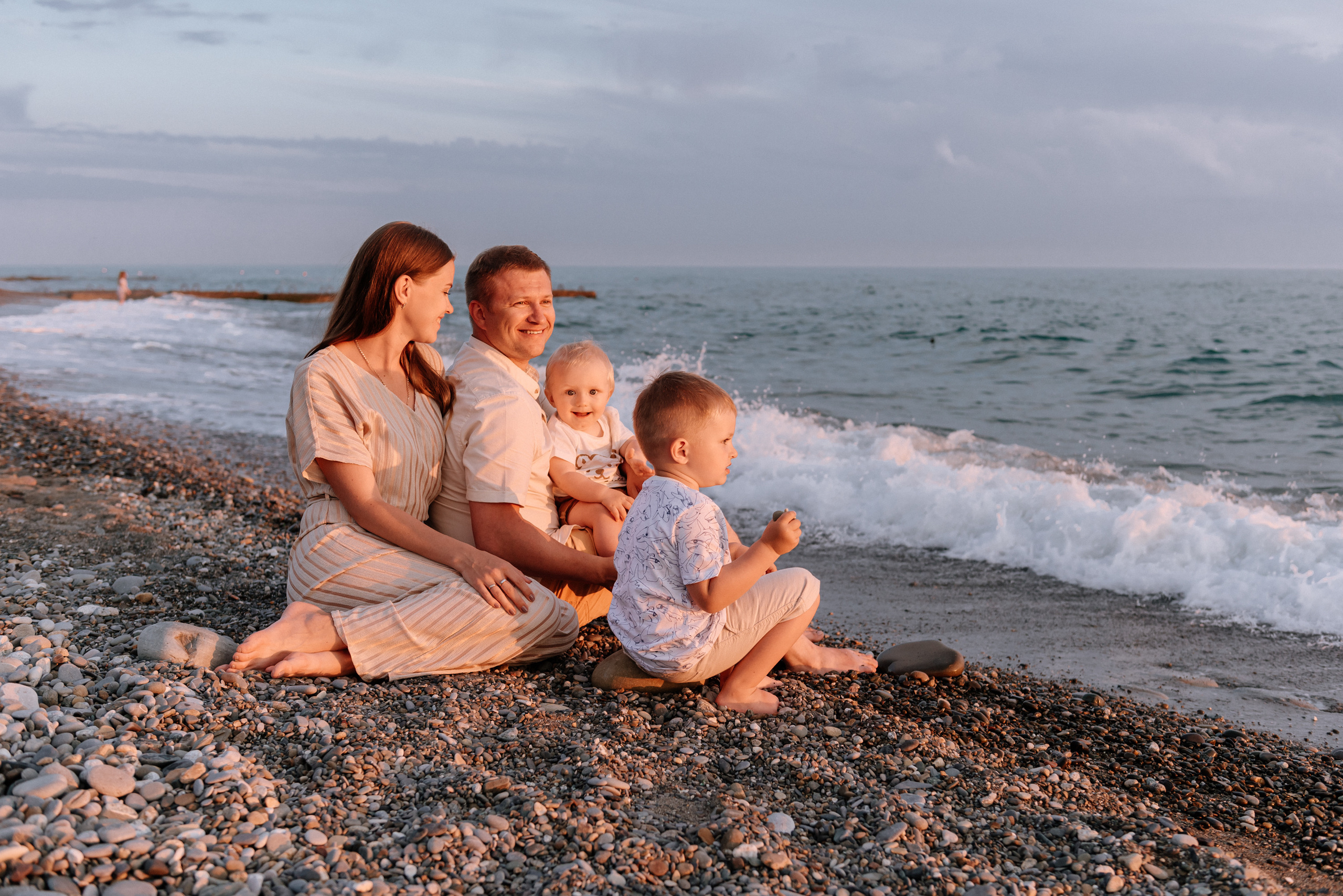 Family photoshoots in Bangkok, Thailand. Fedor Lemeshko — Destination Wedding and Family Lifestyle photographer