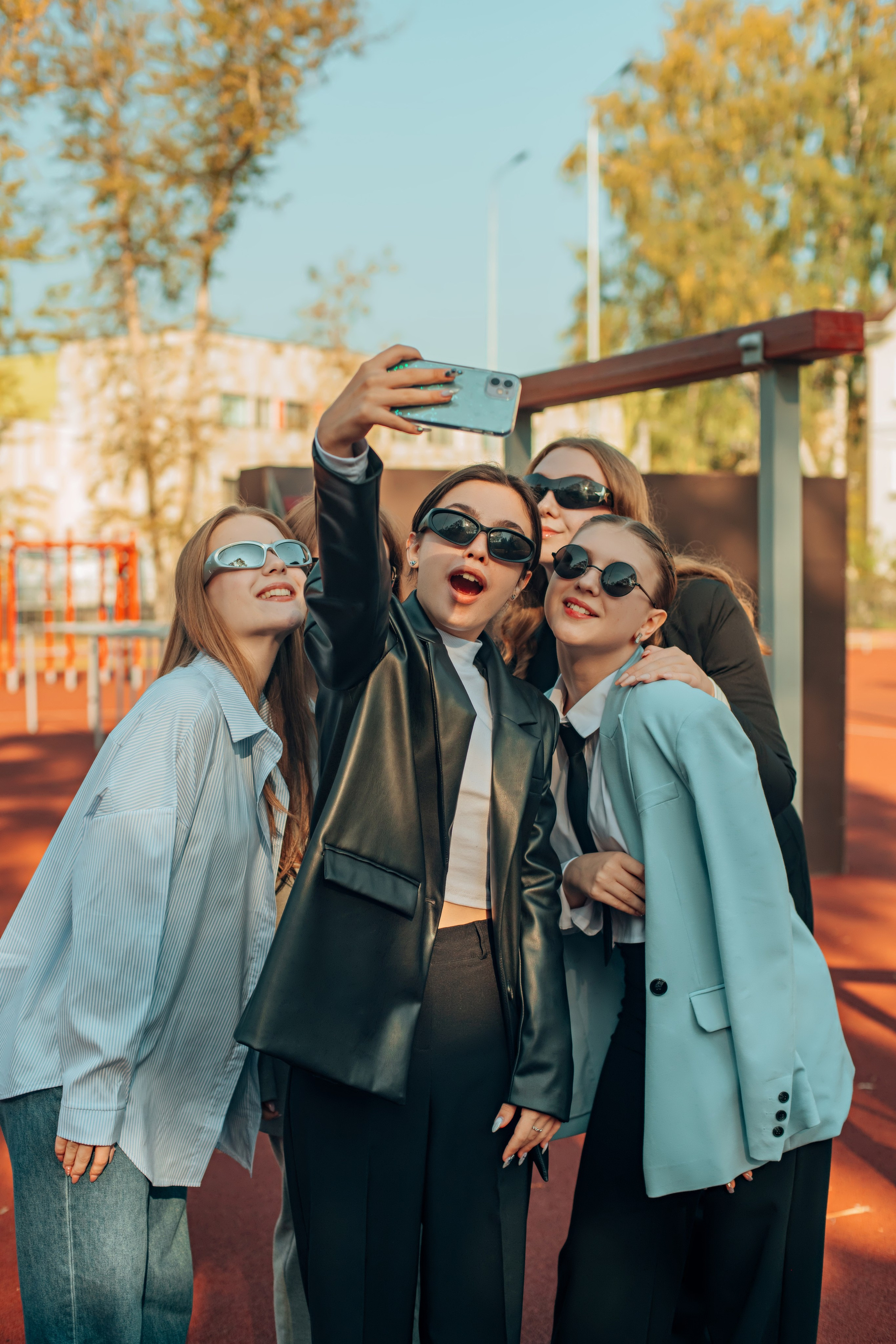 Выпускные альбомы. Фотограф Алла Елисеева