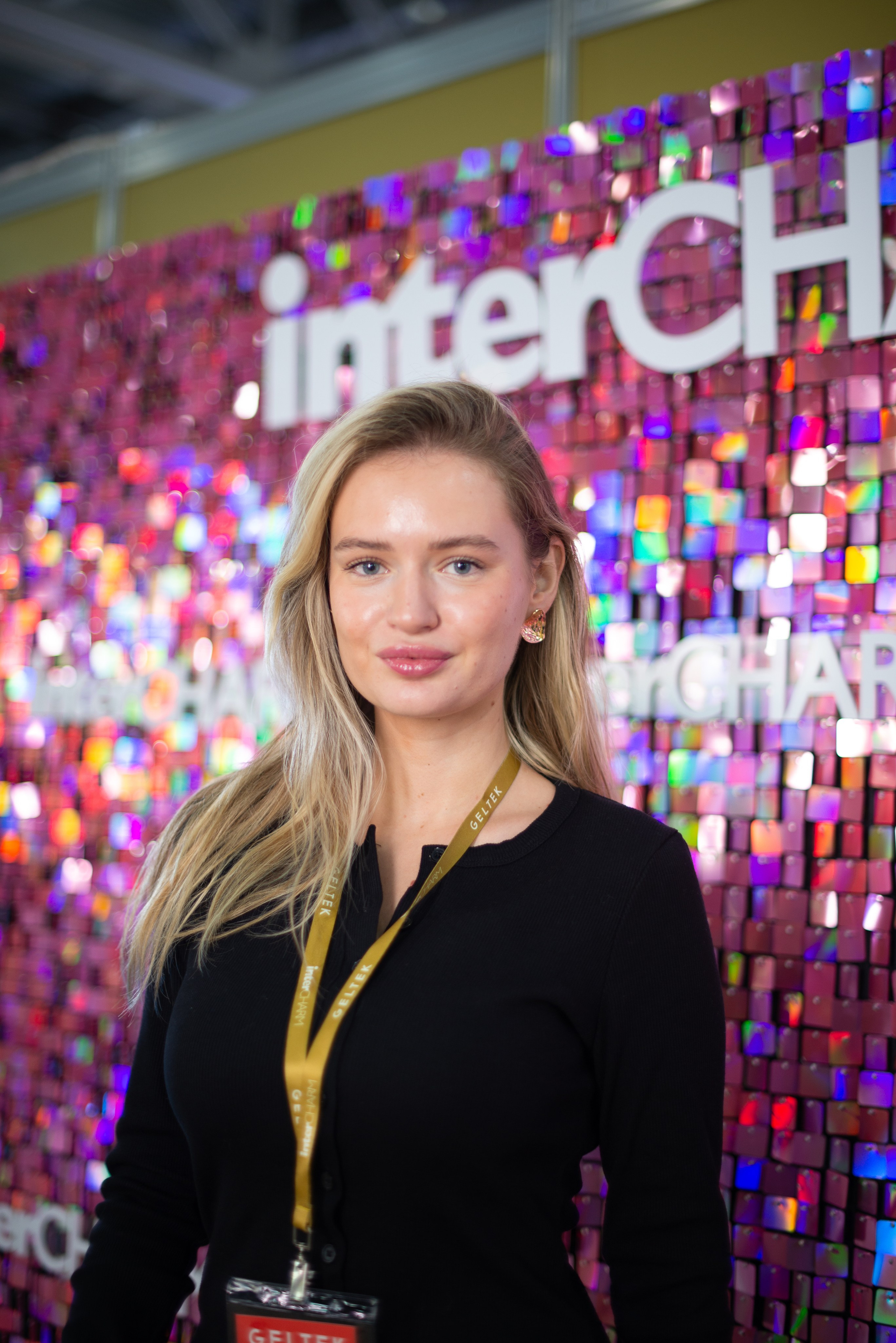 InterCHARM 2025 осень. Victoria Radjevna Репортажный Фотограф — Видеограф Москва • Санкт-Петербург