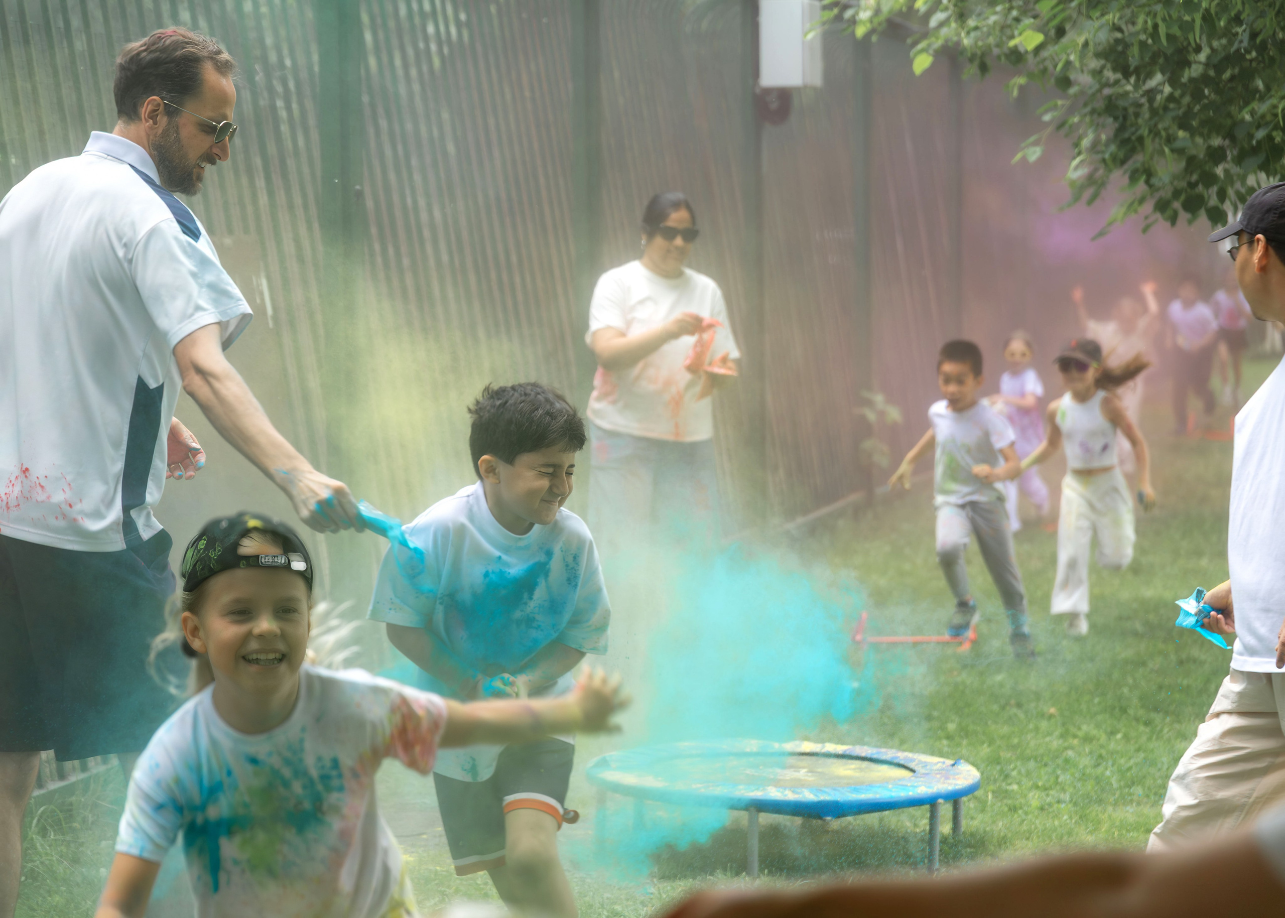 The International School of Moscow. Color Day. Выпускные альбомы для школы и детского сада — школьный фотограф Подольск, Троицк, Щербинка, Москва