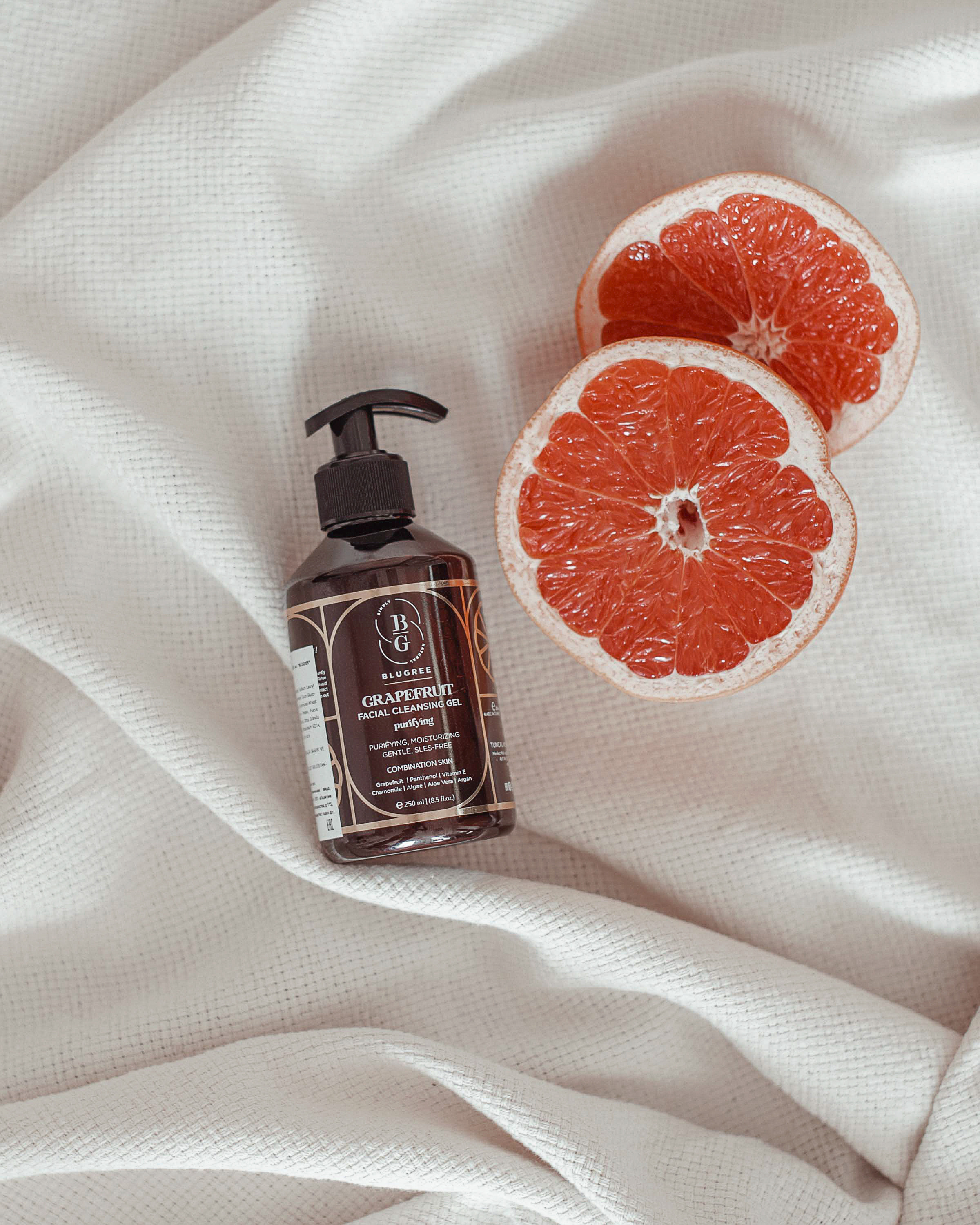 Магазин Турецкой косметики. Живые снимки! Фотограф Даша Бендер