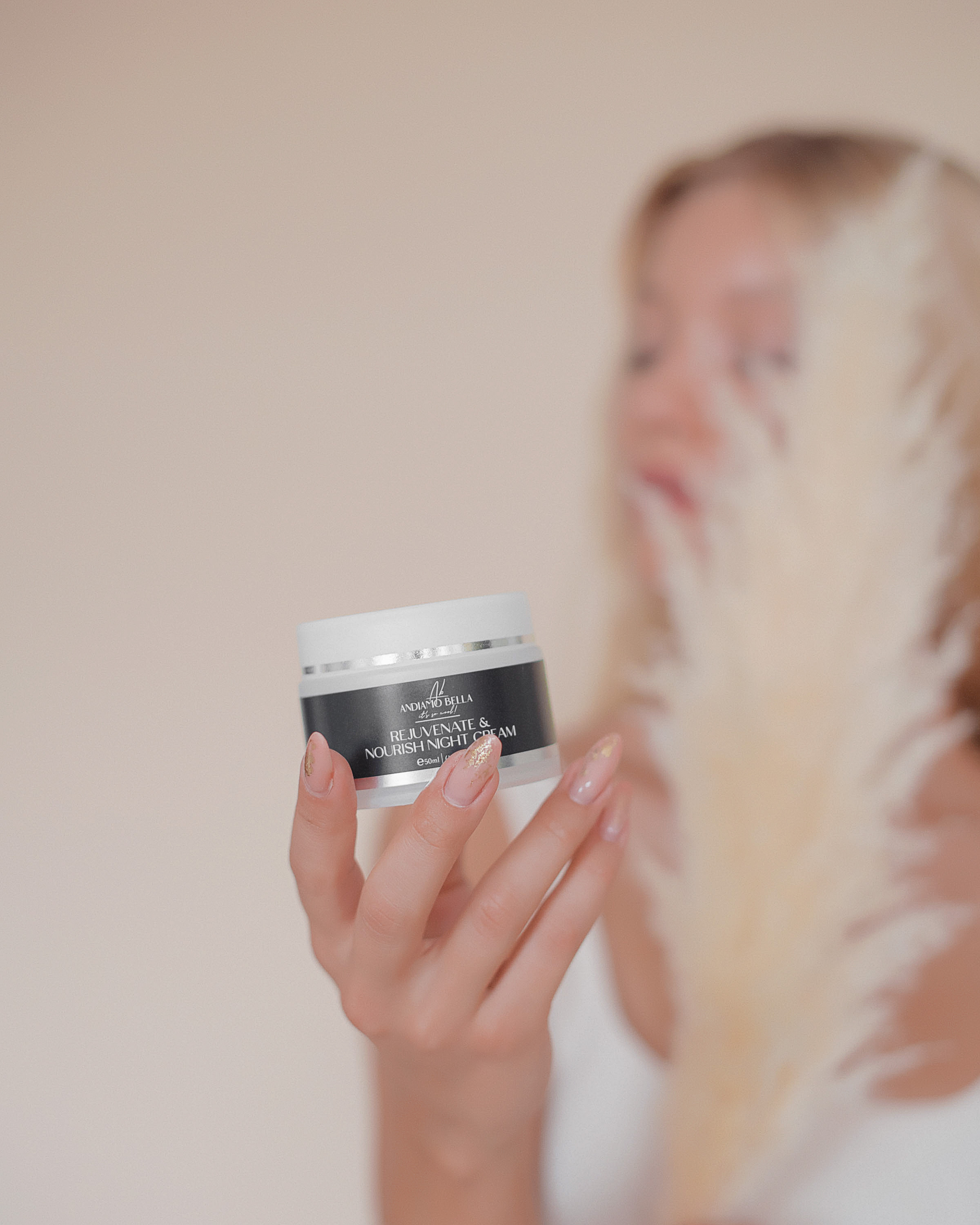 Магазин Турецкой косметики. Живые снимки! Фотограф Даша Бендер