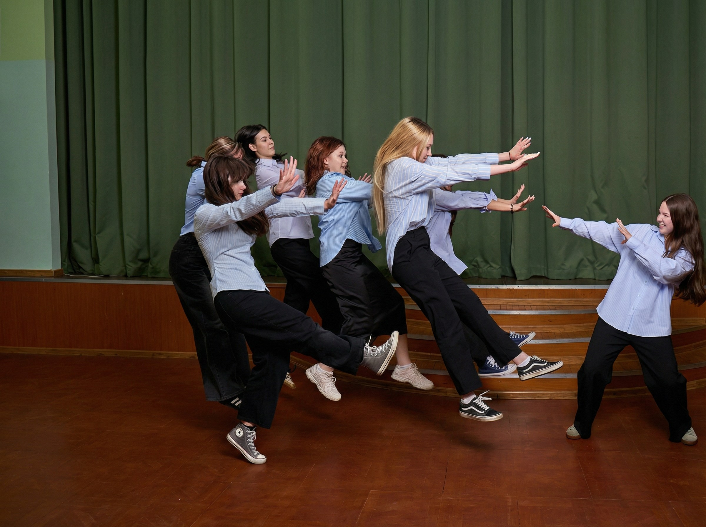 Фотосъемка выпускных альбомов для 4, 9 и 11 классов. Москва, МО и Зеленоград