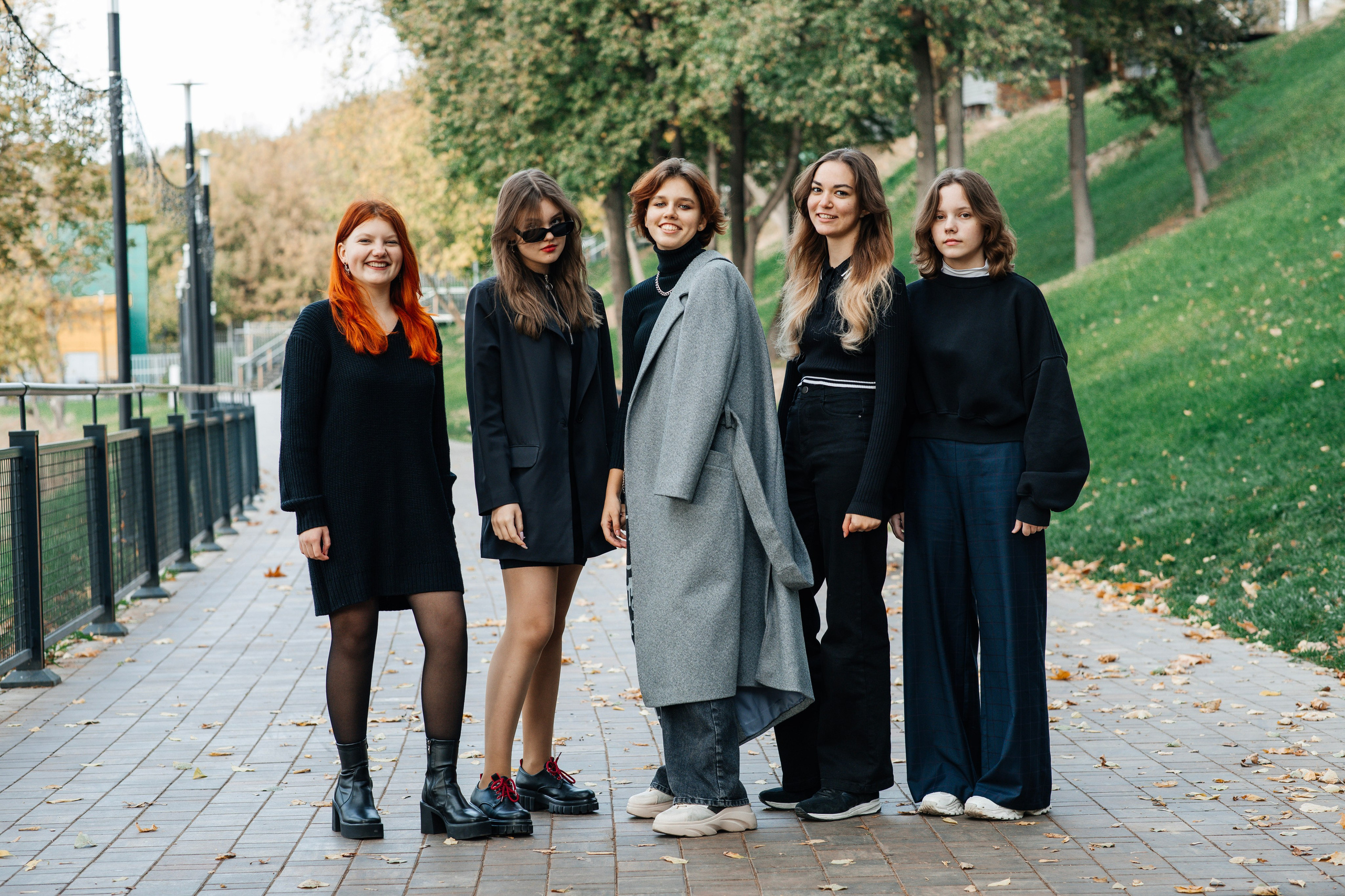 Фотосессия для выпускного альбома в парке Им. Талалихина. Выпускные альбомы в Подольске Москве и МО