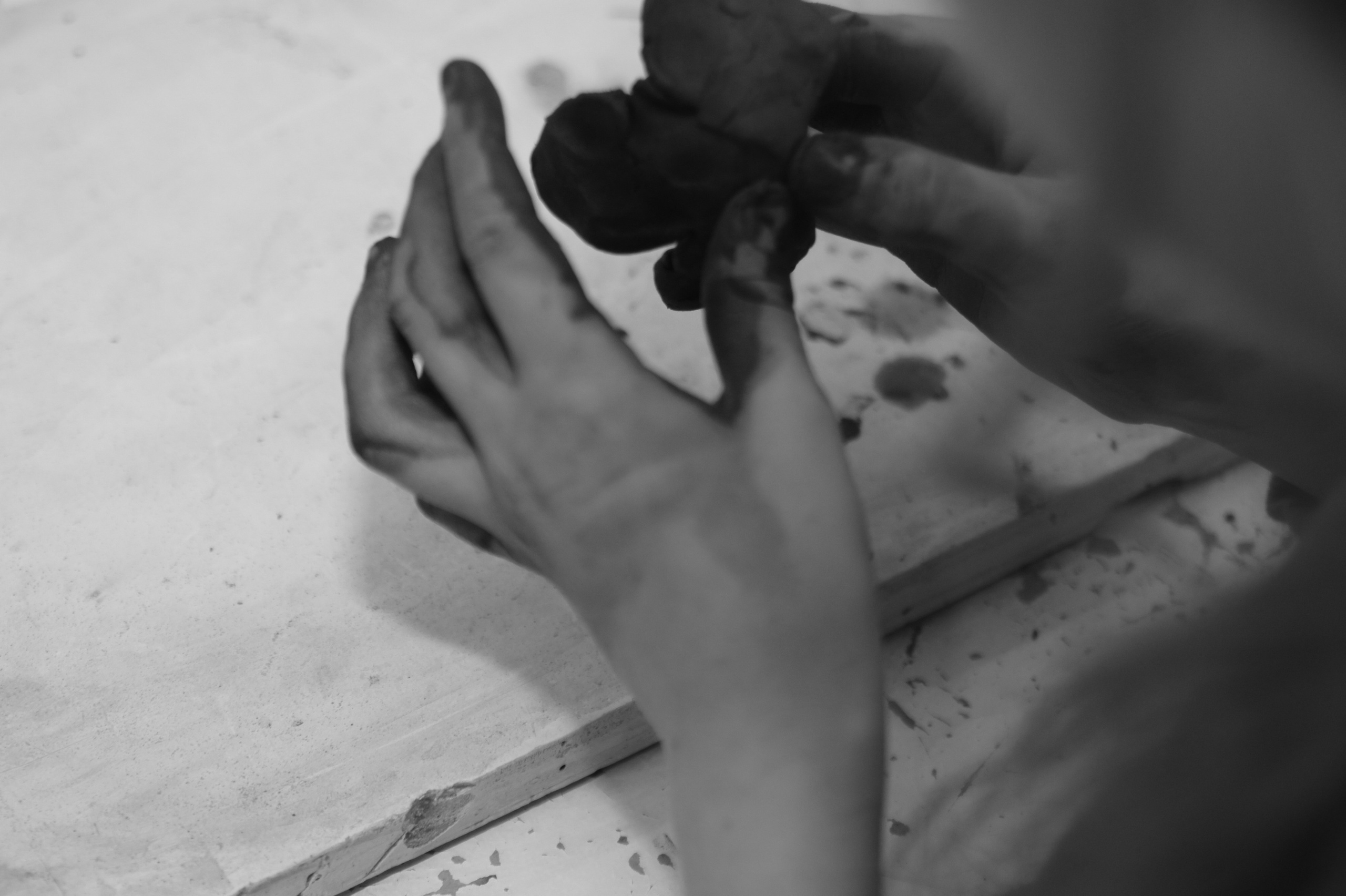 Мастерская у Нины Ковалевской. Фотограф Егор Целнаков