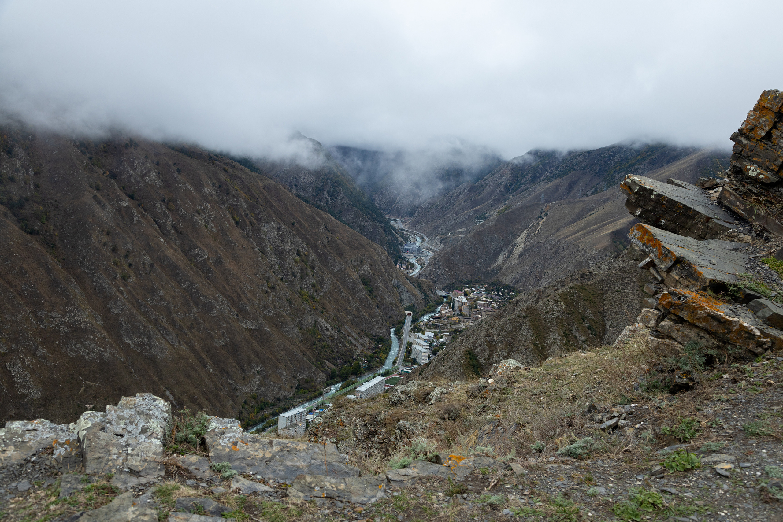 Над Мизуром, вид на ТрансКАМ, Осетия