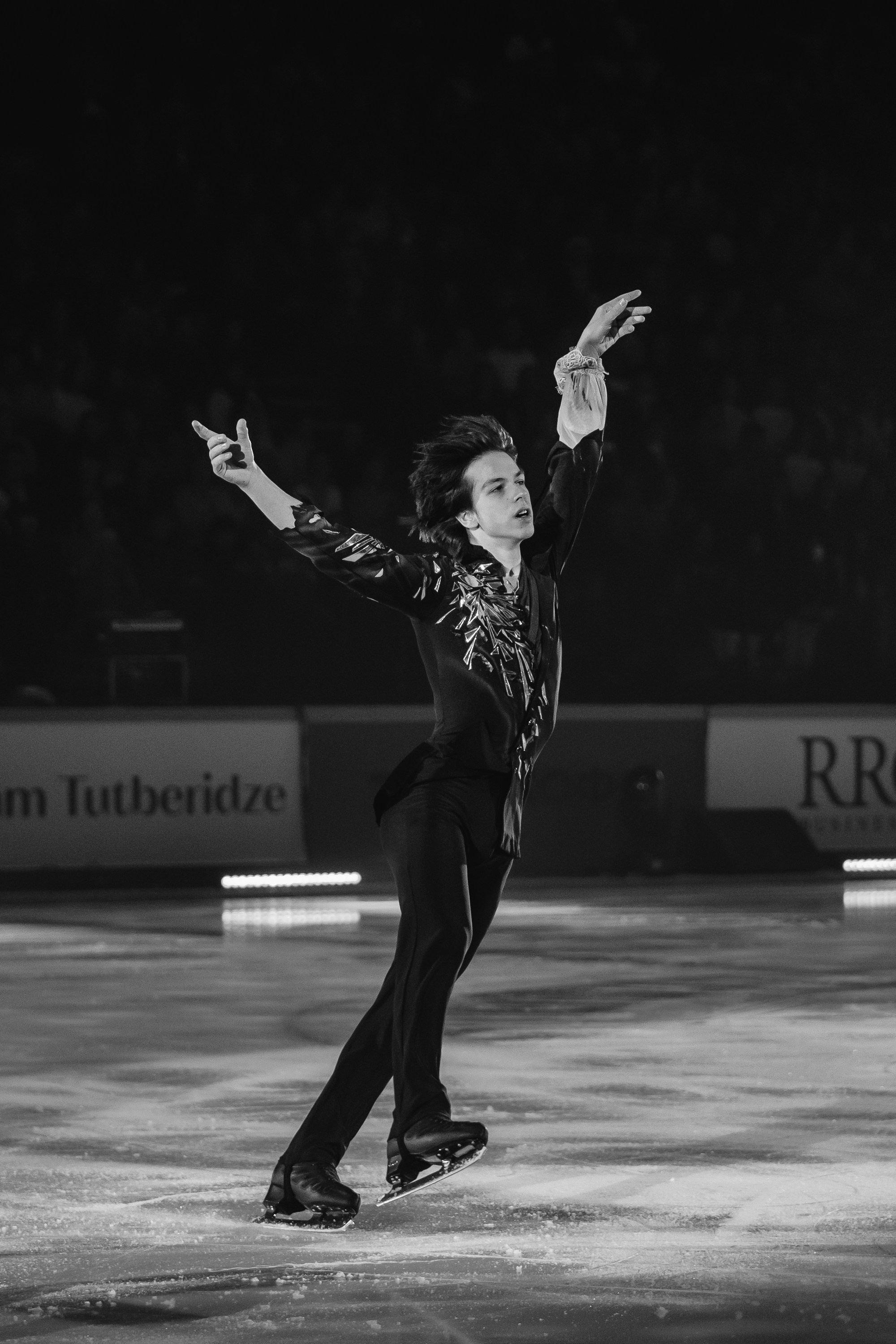 Шоу «Чемпионы на льду» в Новосибирске. Воробьева Ксения — Спортивный и танцевальный фотограф Новосибирск