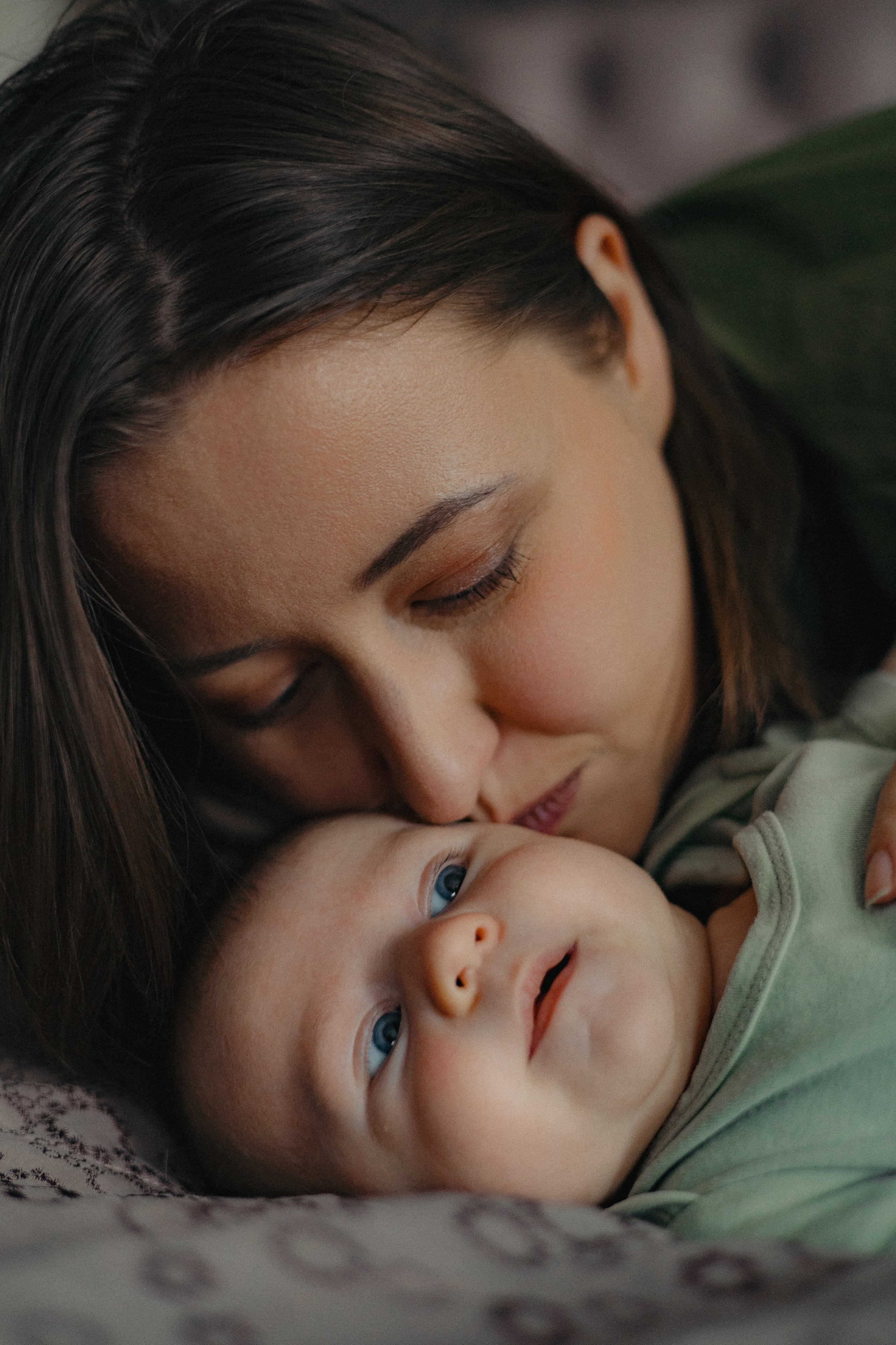 Домашняя семейная фотосессия с малышом. Портретный и семейный фотограф в Москве Мария Рослякова