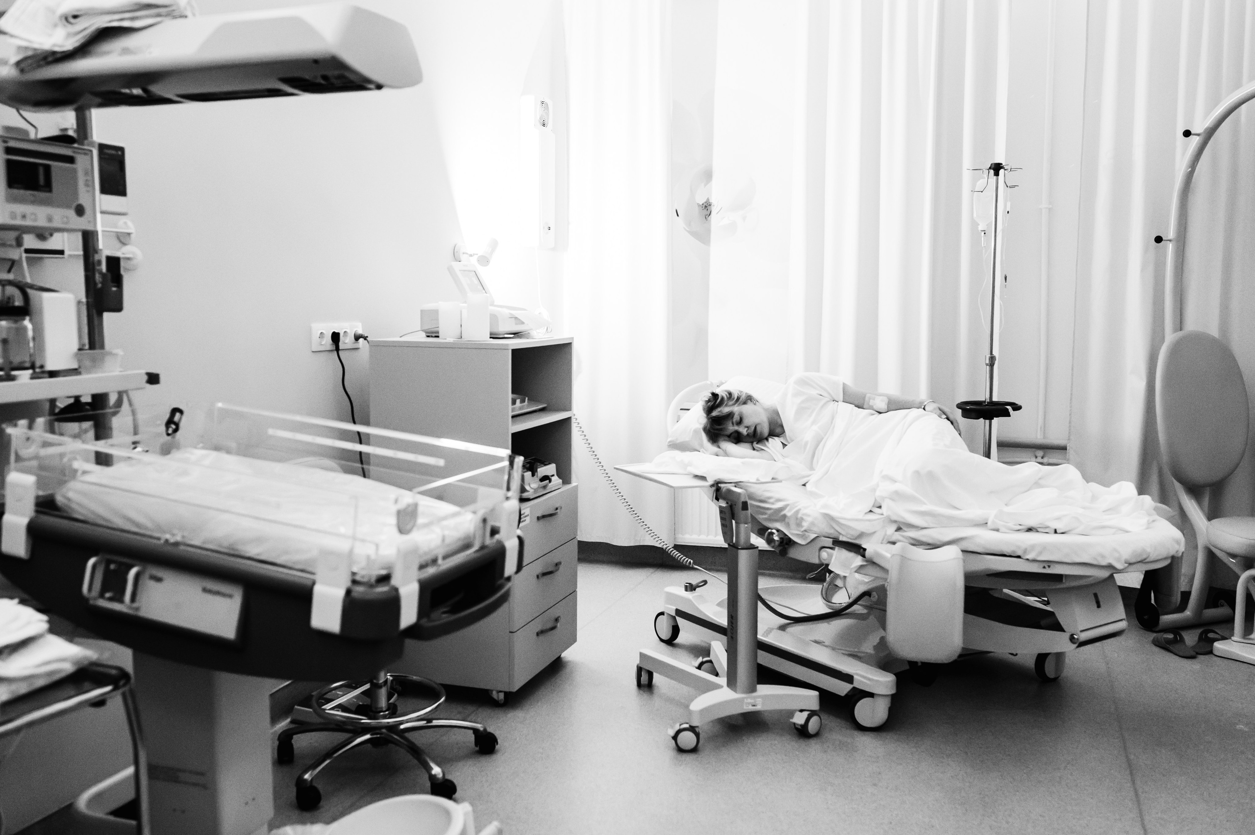 Фотосессия родов в роддомах Санкт-Петербурга. Фотограф на роды и ньюборн в Санкт-Петербурге | Настасья Сергеева