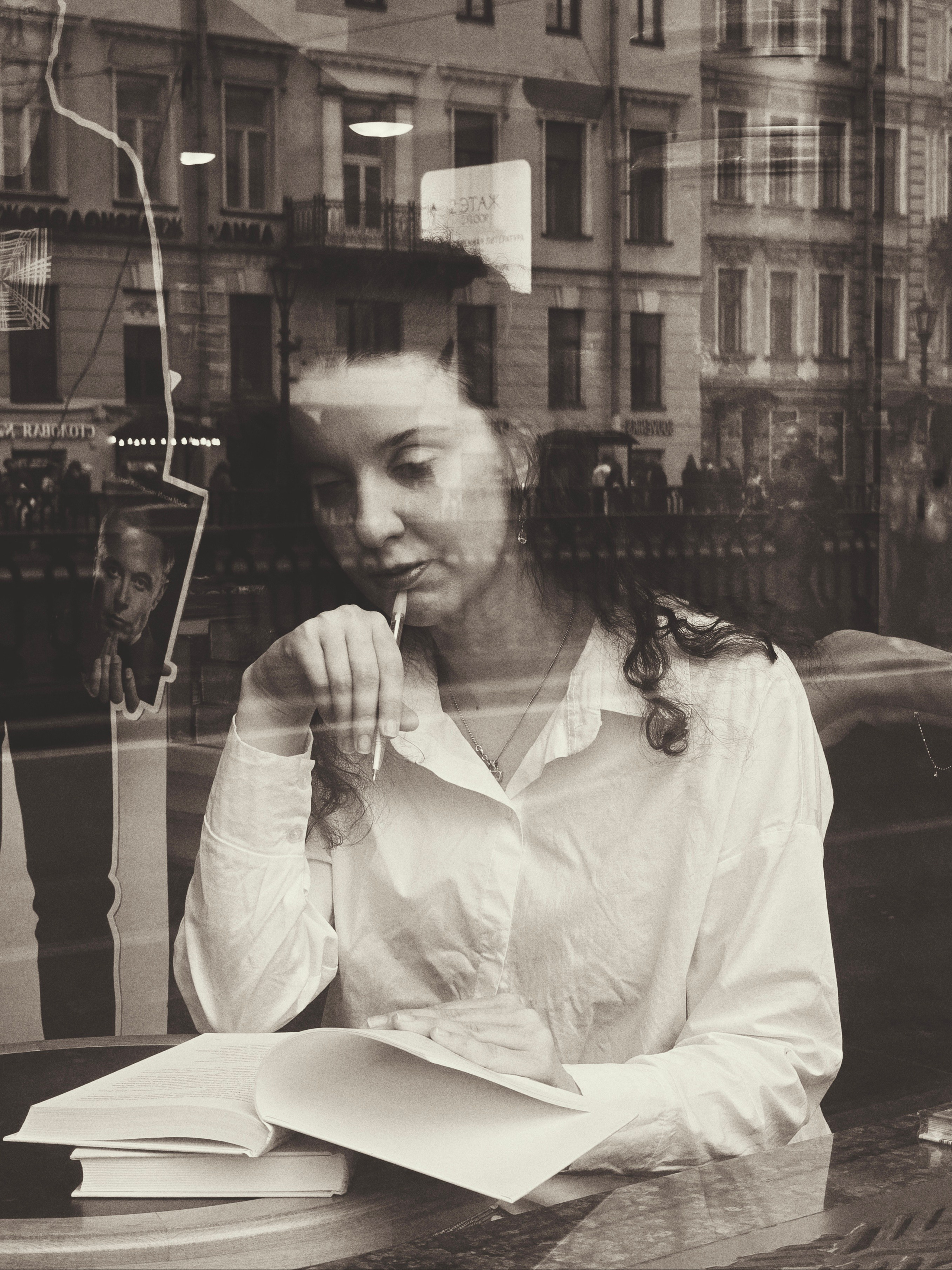 Портретная, контент-съёмка. Виктория Максимова, контент-фотограф СПб, онлайн-съёмки