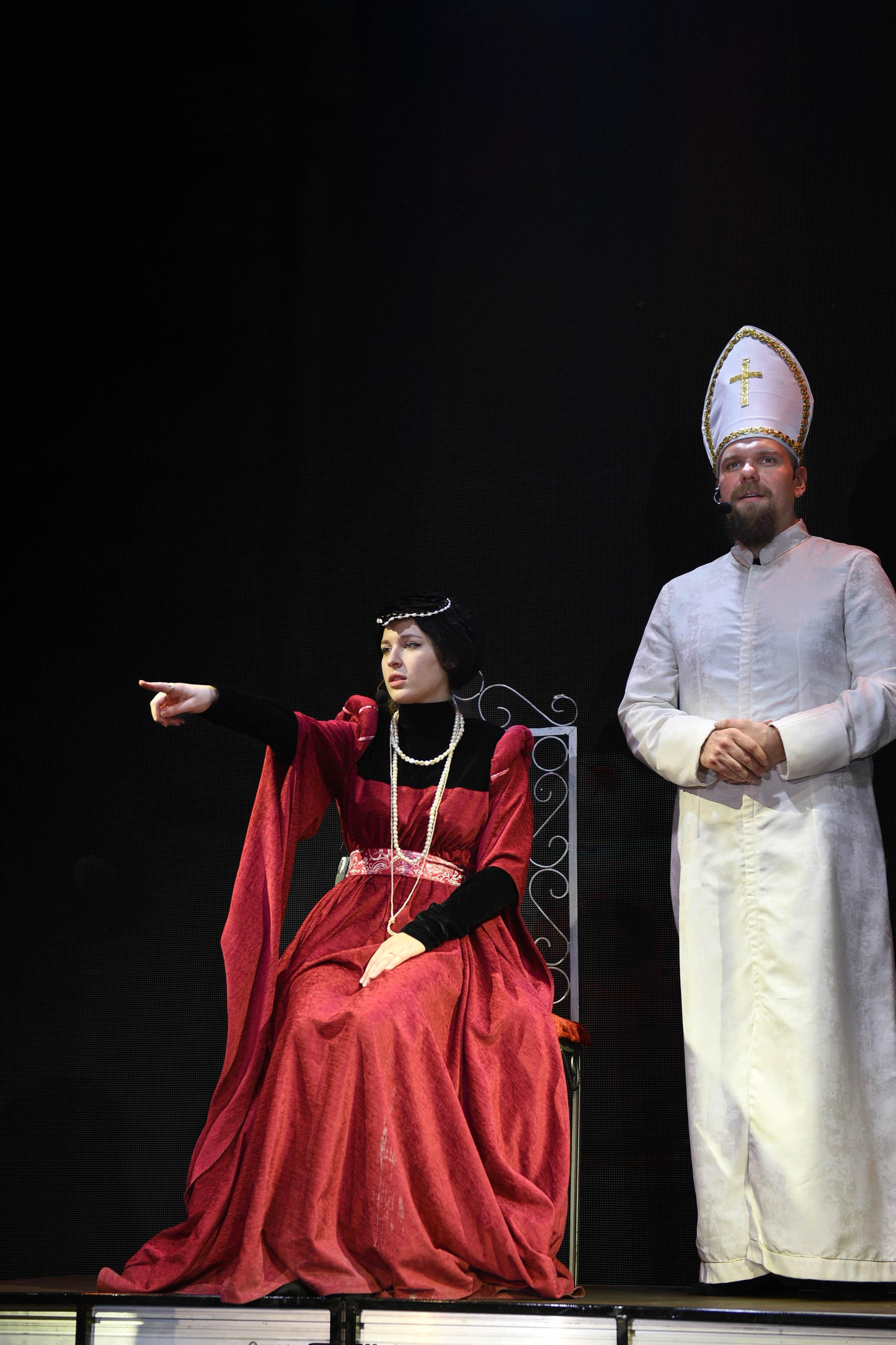 Репортажи со съёмок спектаклей концертов. Фотопортреты в Казани фотограф Олег Каракулов