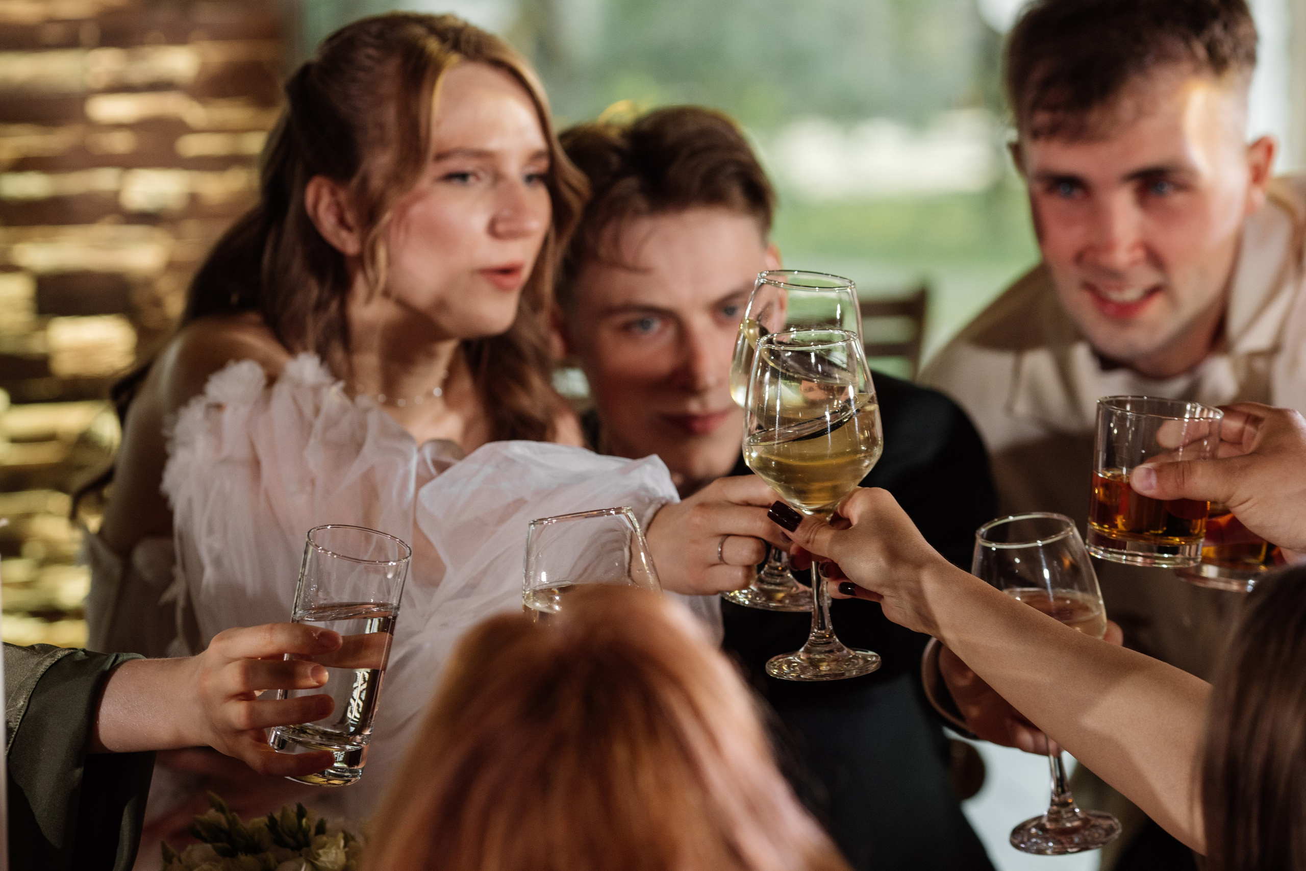 Свадебная фотосессия пары в Агроусадьбе Дачка бай
