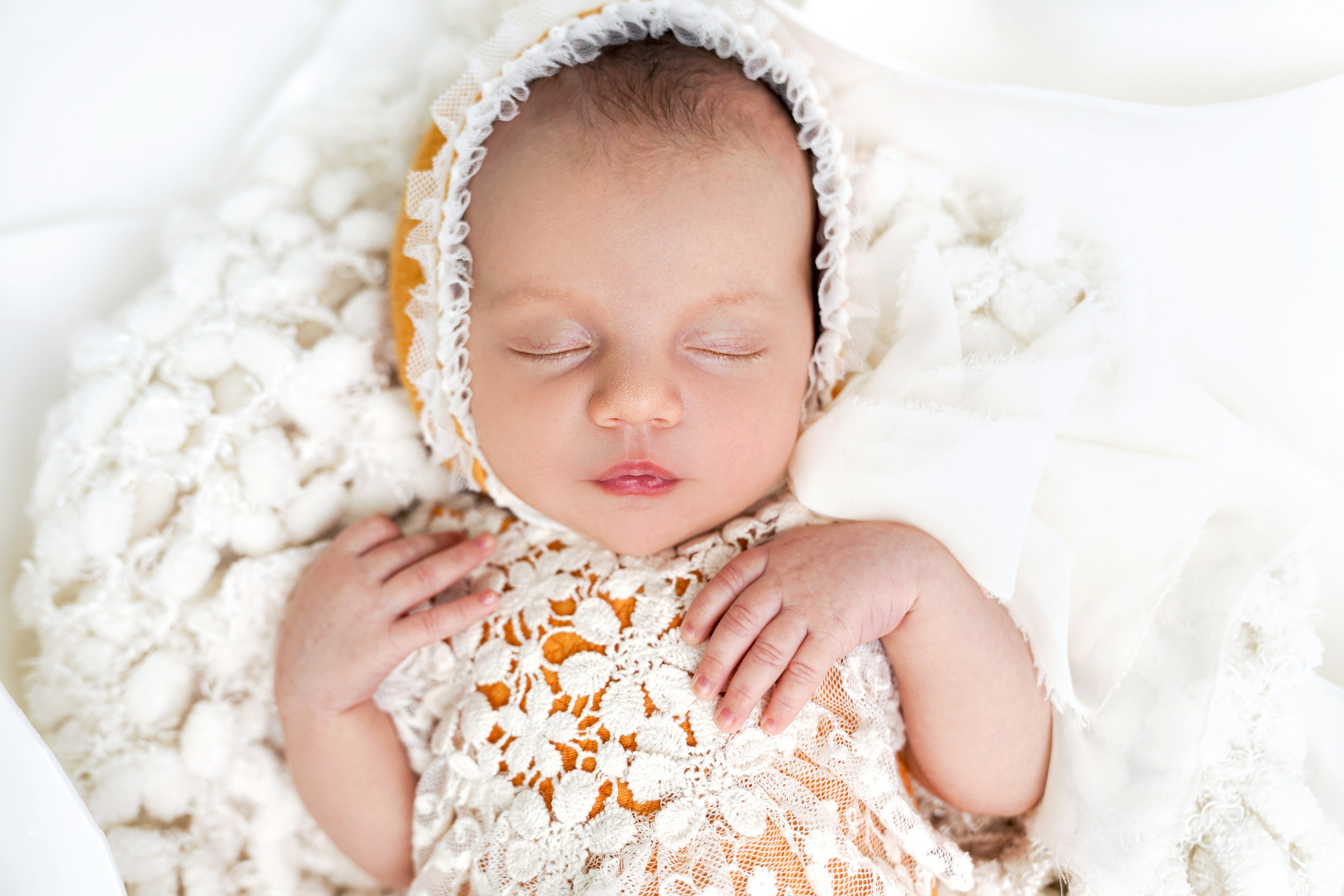 Фотосессия новорожденного (newborn). Фотограф новорожденных, детей до года и беременных в Симферополе