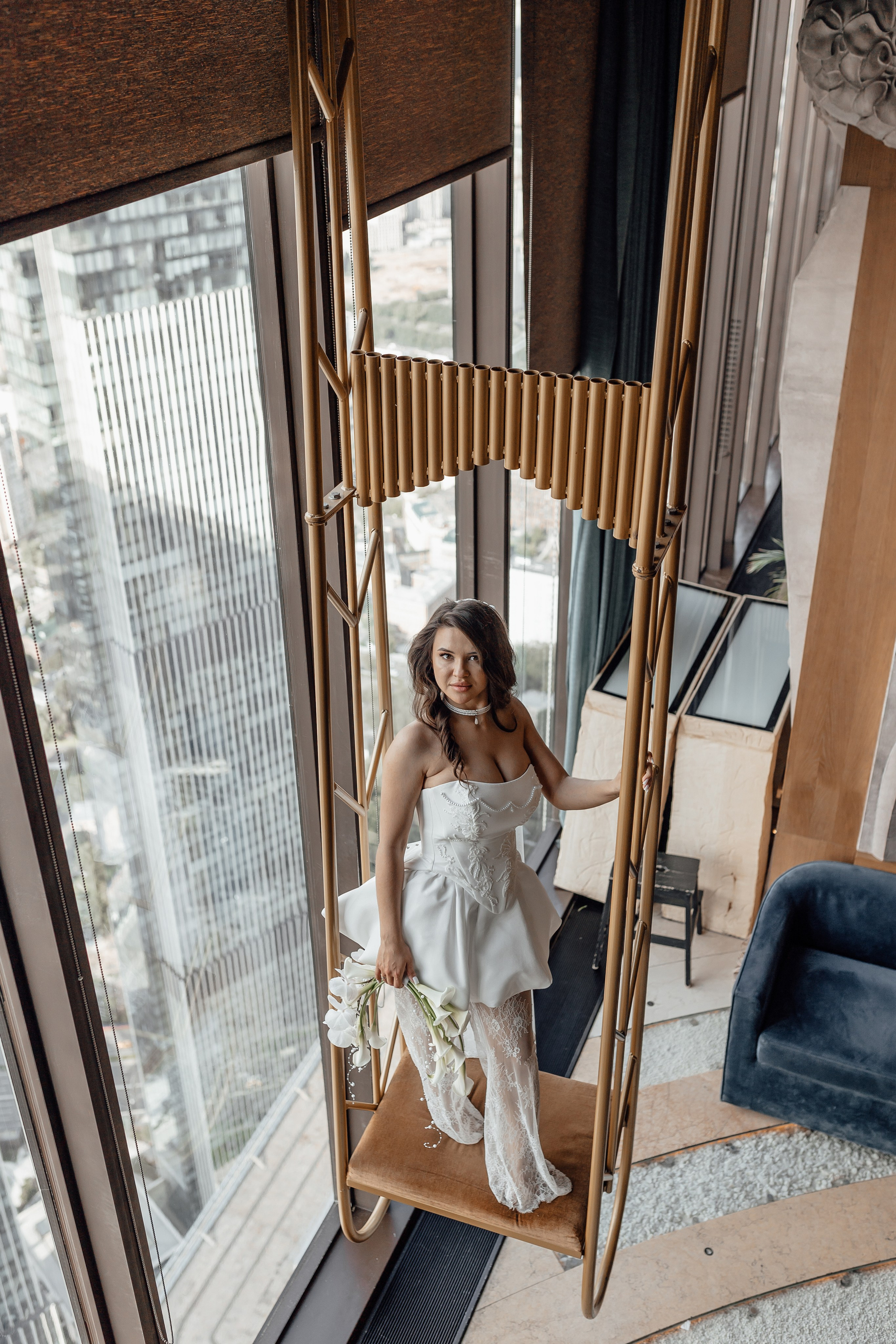 свадебная фотосессия в ресторане Birds башня Око Москва Сити