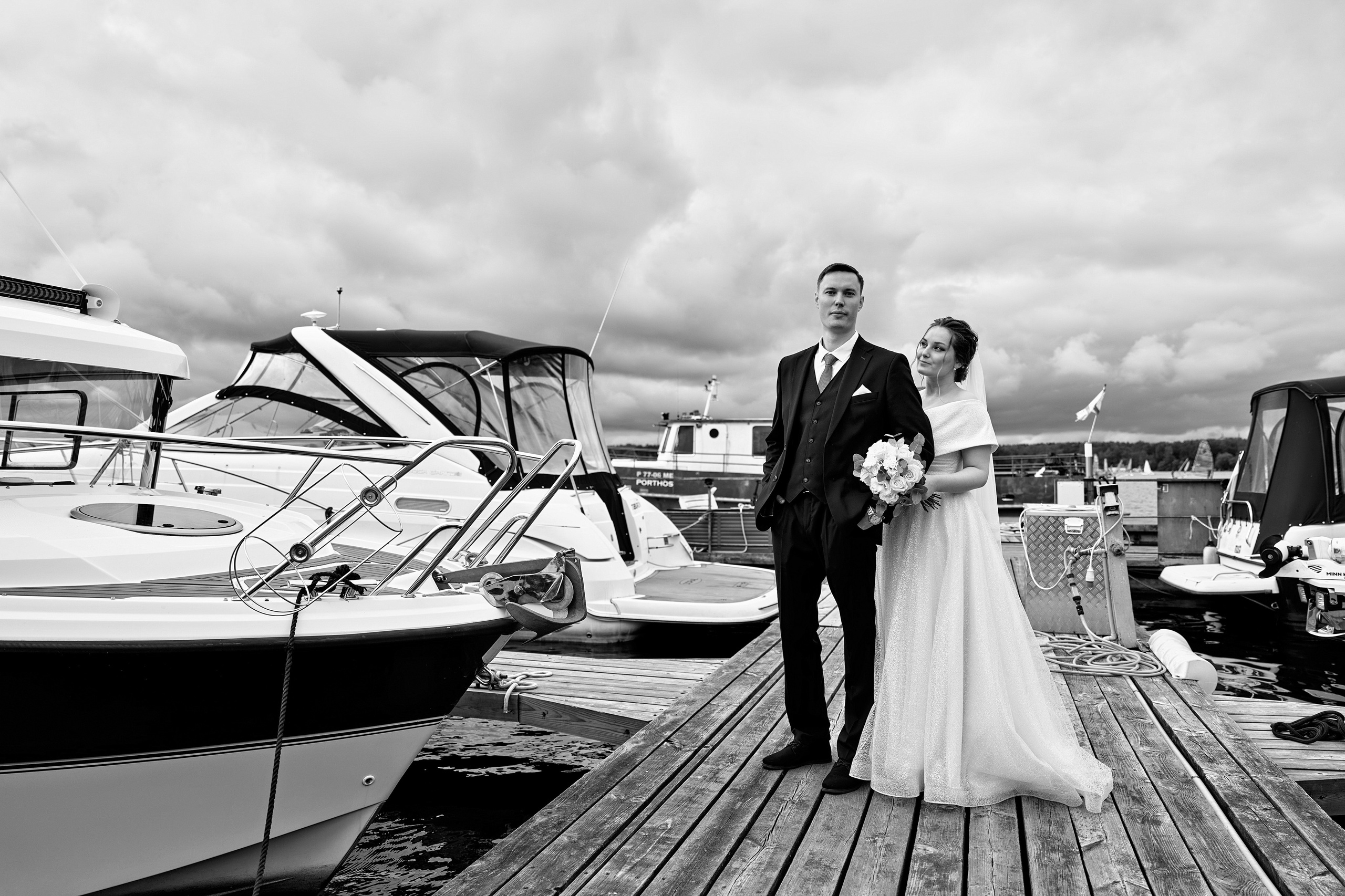 Нежная свадьба Антона и Софьи в яхт-клубе «Портофино». Фотограф Меняйло Евгений. Свадьба. Портрет. Репортаж. Семья. Контент