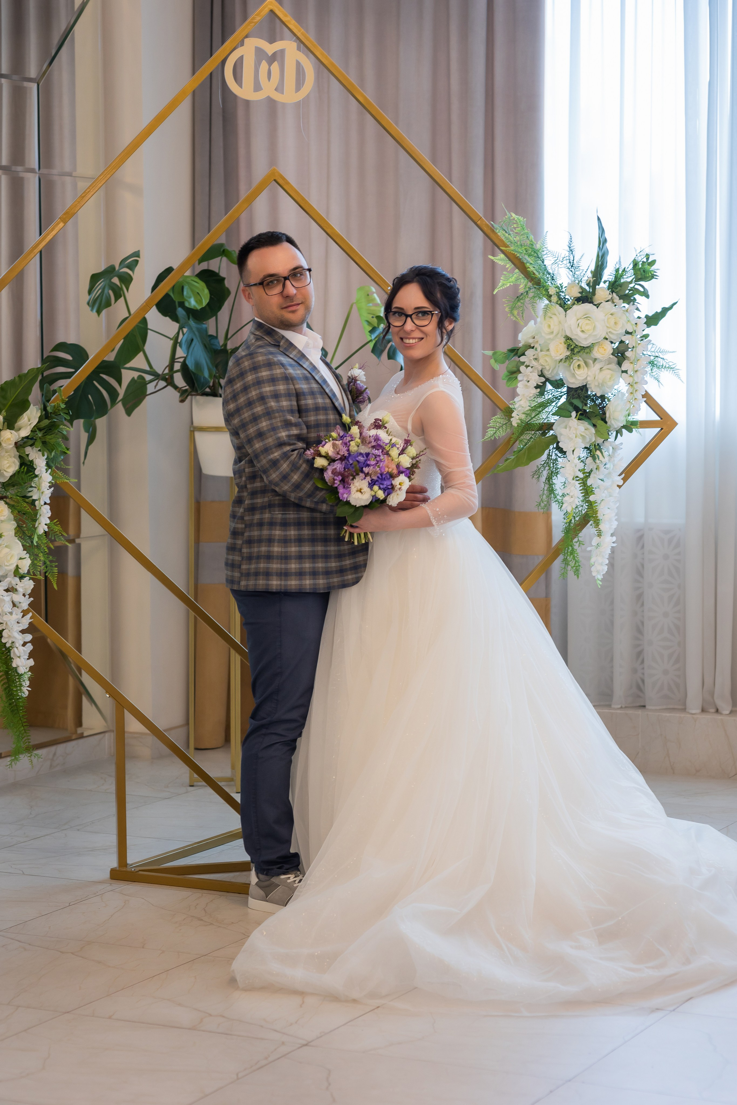 Миша и Маша. Весенняя свадьба 18.04.2023. Семейный фотограф в Москве Наталья Чуб, заказать Фотокнигу