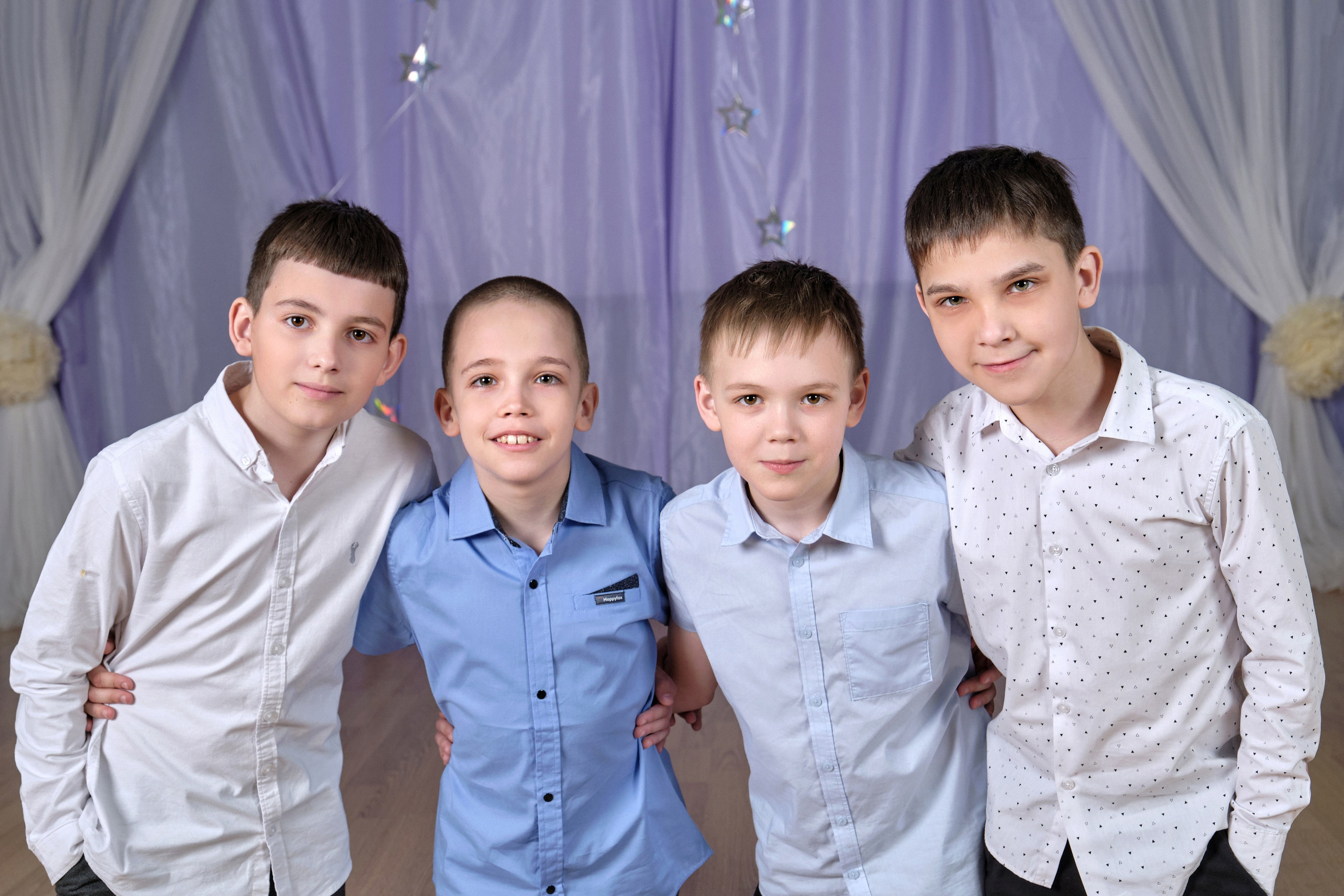 Школьный альбом на выпускной 4 класс. Заказать выпускной альбом 4 класс в Самаре