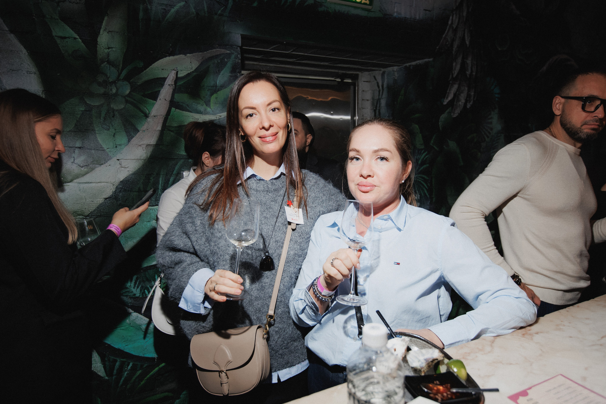 ВИННЫЙ ФЕСТИВАЛЬ. СВОИ. ФОТООТЧЕТЫ-СОБЫТИЯ-МЕСТА