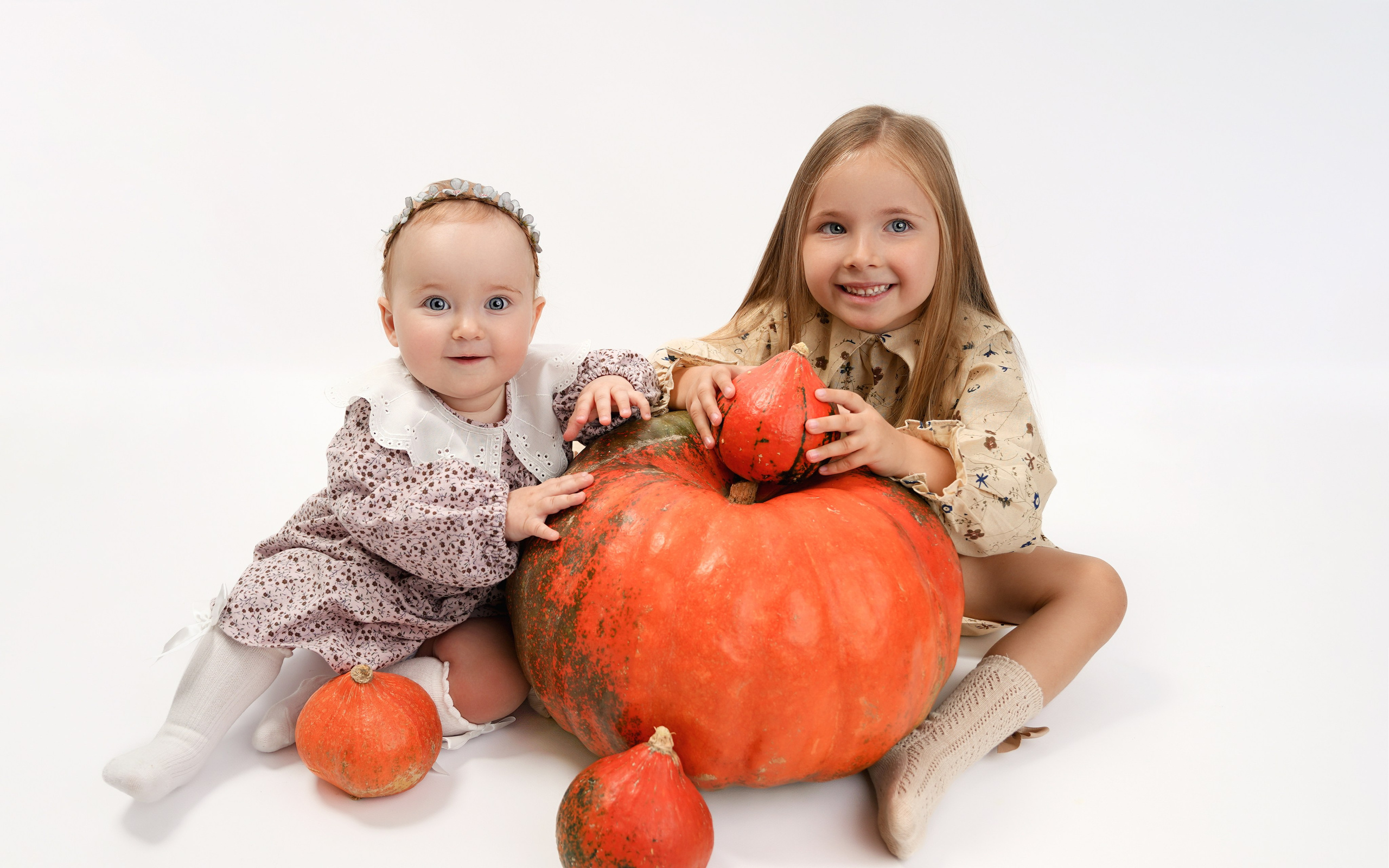 Фотосессия ГОДОВАСИЕ. Фотограф новорожденных, детей до года и беременных в Симферополе