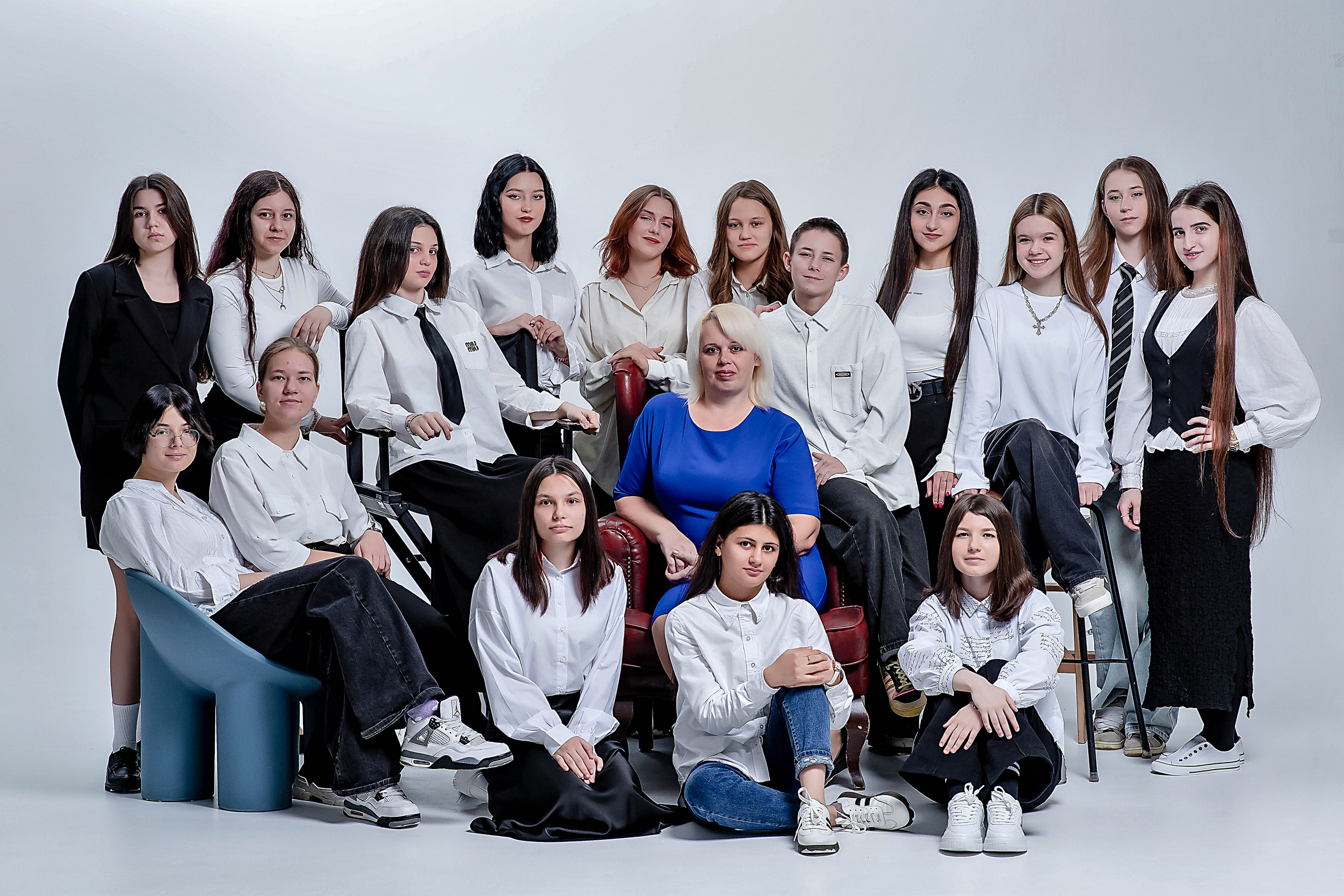 Выпускные (школьные) альбомы (книги) в Ростове-на-Дону. Современные Выпускные Альбомы в Ростове-на-Дону