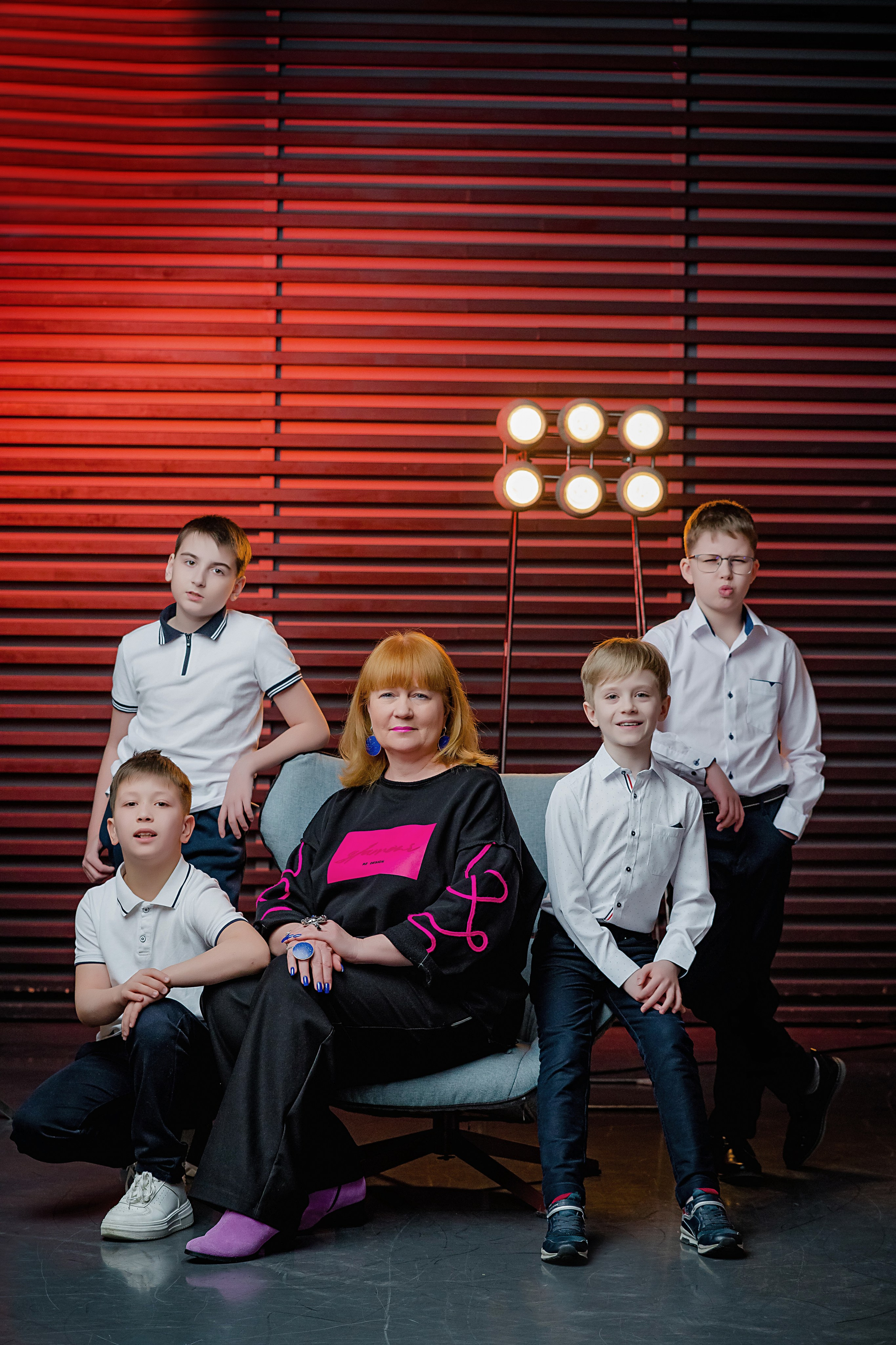 Фотосессия Гимназия 76 Класс 4А. Современные Выпускные Альбомы в Ростове-на-Дону