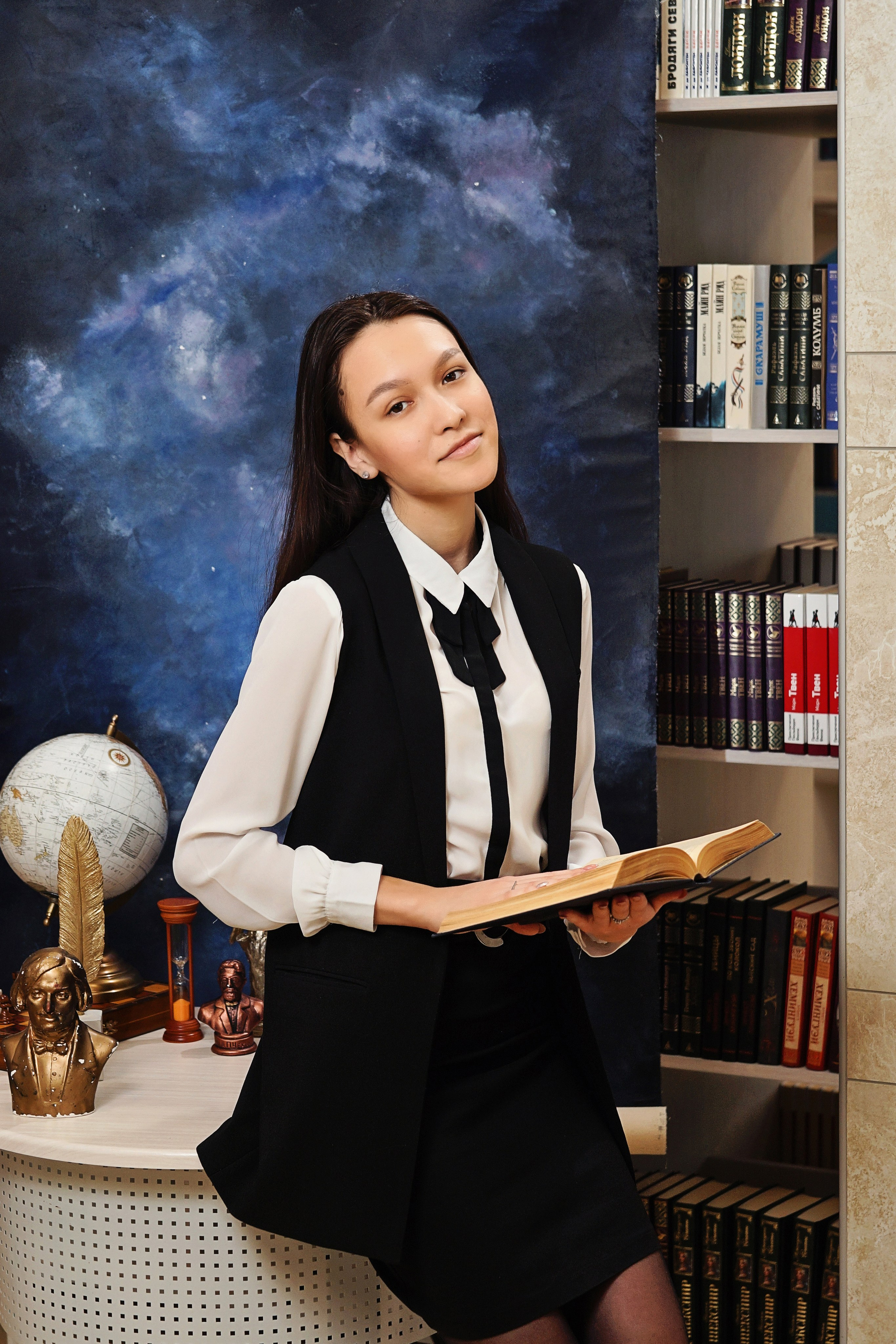 Стиль портрета в студии. GOTRA — выпускные альбомы в Тюмени