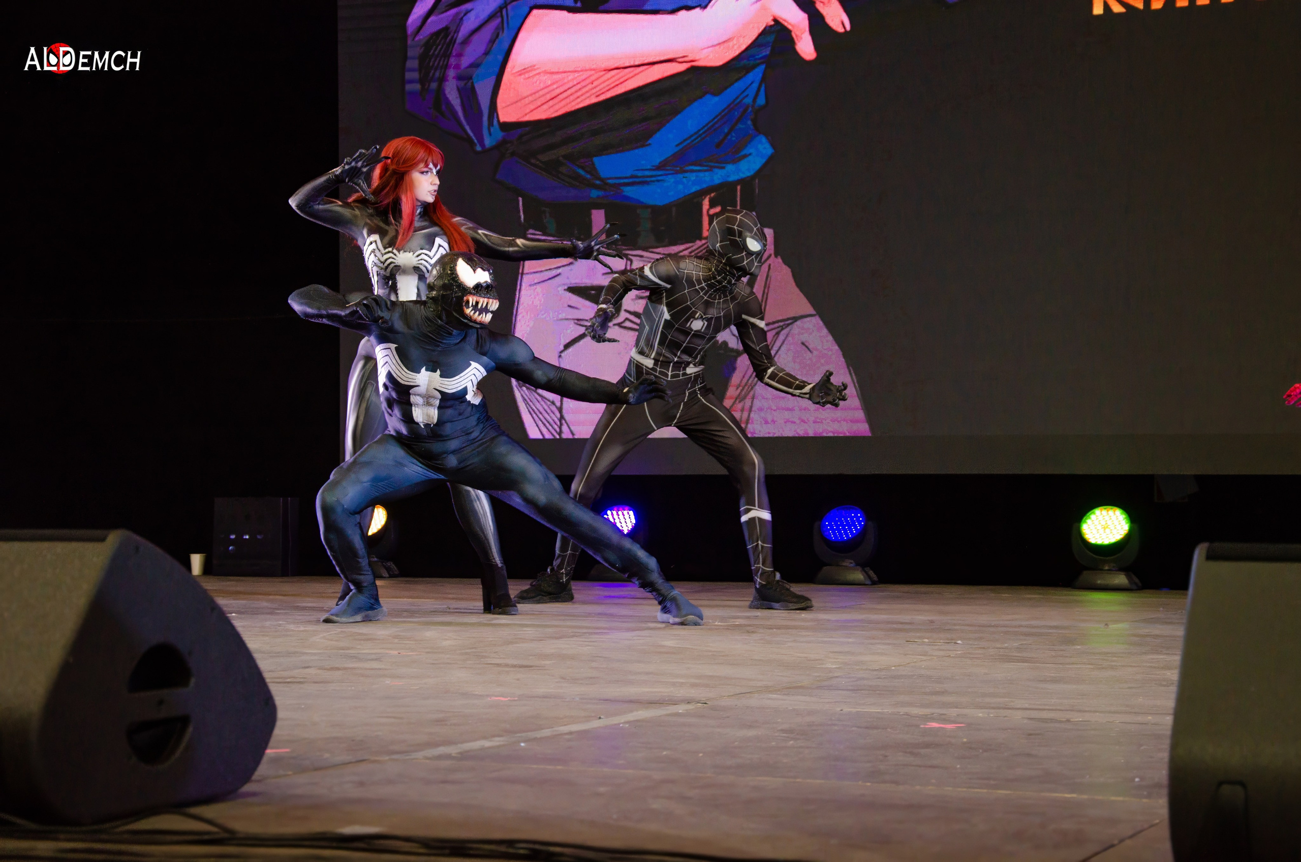 Марвел комикс картинки персонажей и косплей фото в России