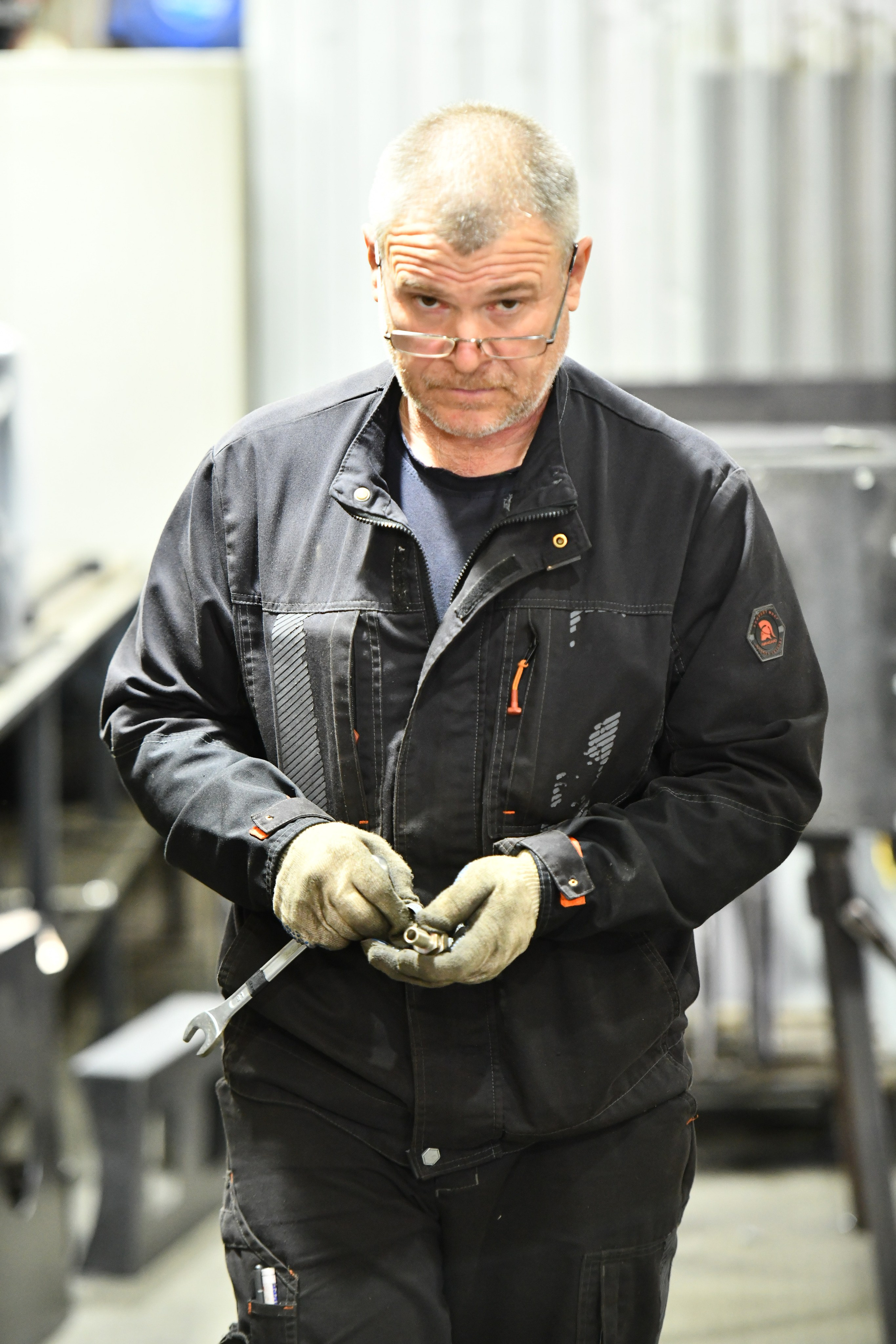 Репортаж с экскурсии на Завод ТРОМ. Репортажный и семейный фотограф — Шелихов Сергей