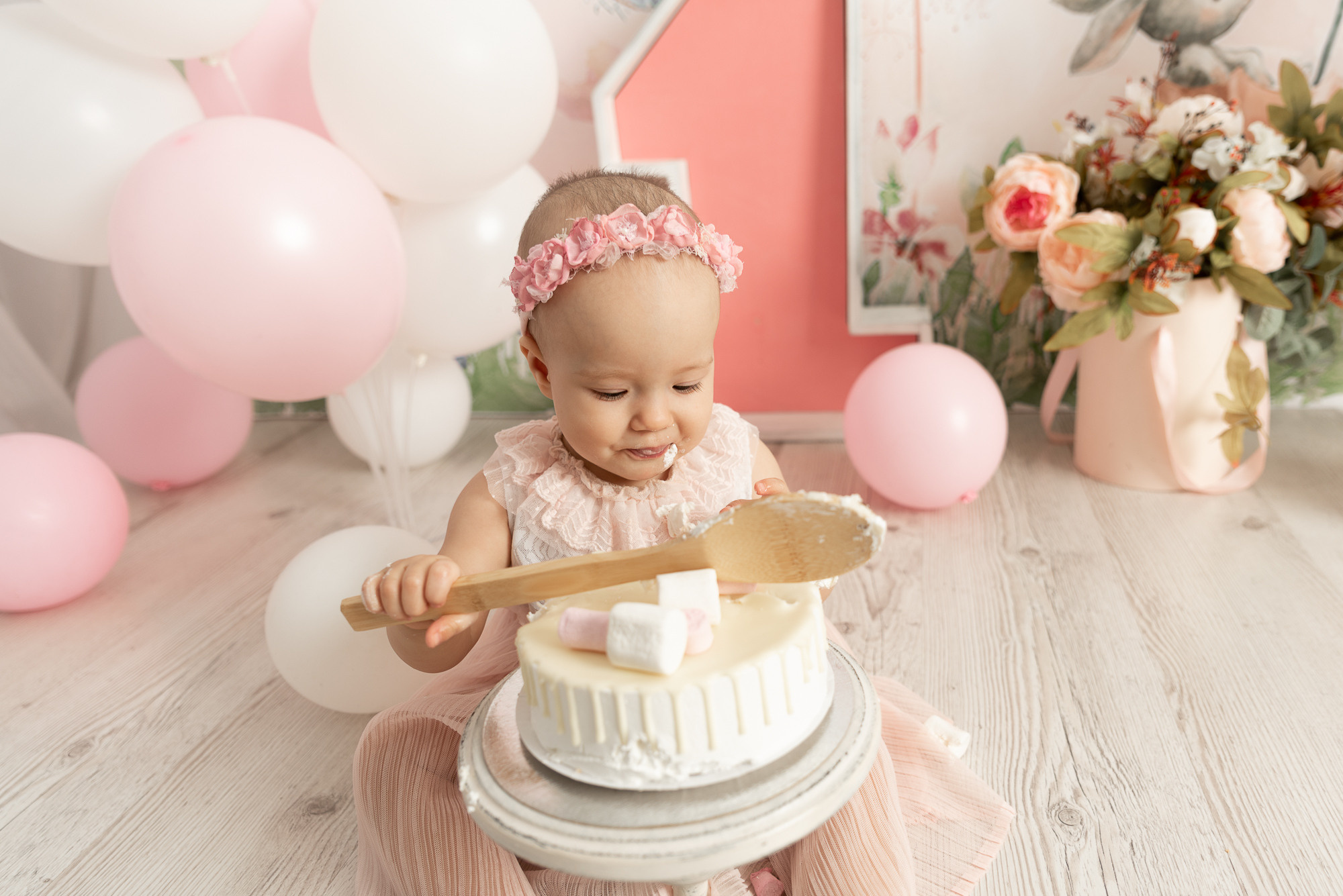 Годовасие Все включено малышка София мама Любовь Биккулова. Фотограф новорожденных в Нижневартовске Лара Курдюкова