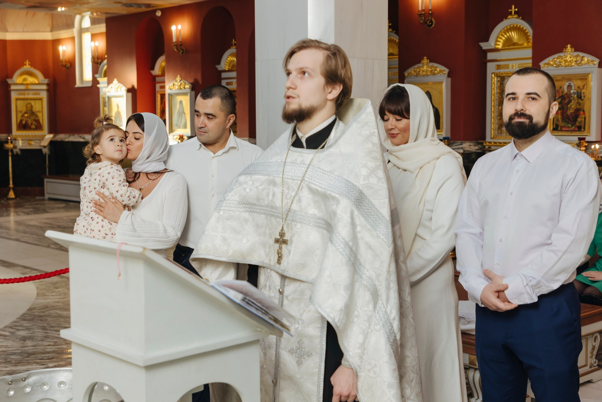 где креститься в спб север города, приморский район, сколько стоит крещение питер, лучшие храмы для крестин крещения, как заказать крещение, где креститься взрослому, душевный батюшка,