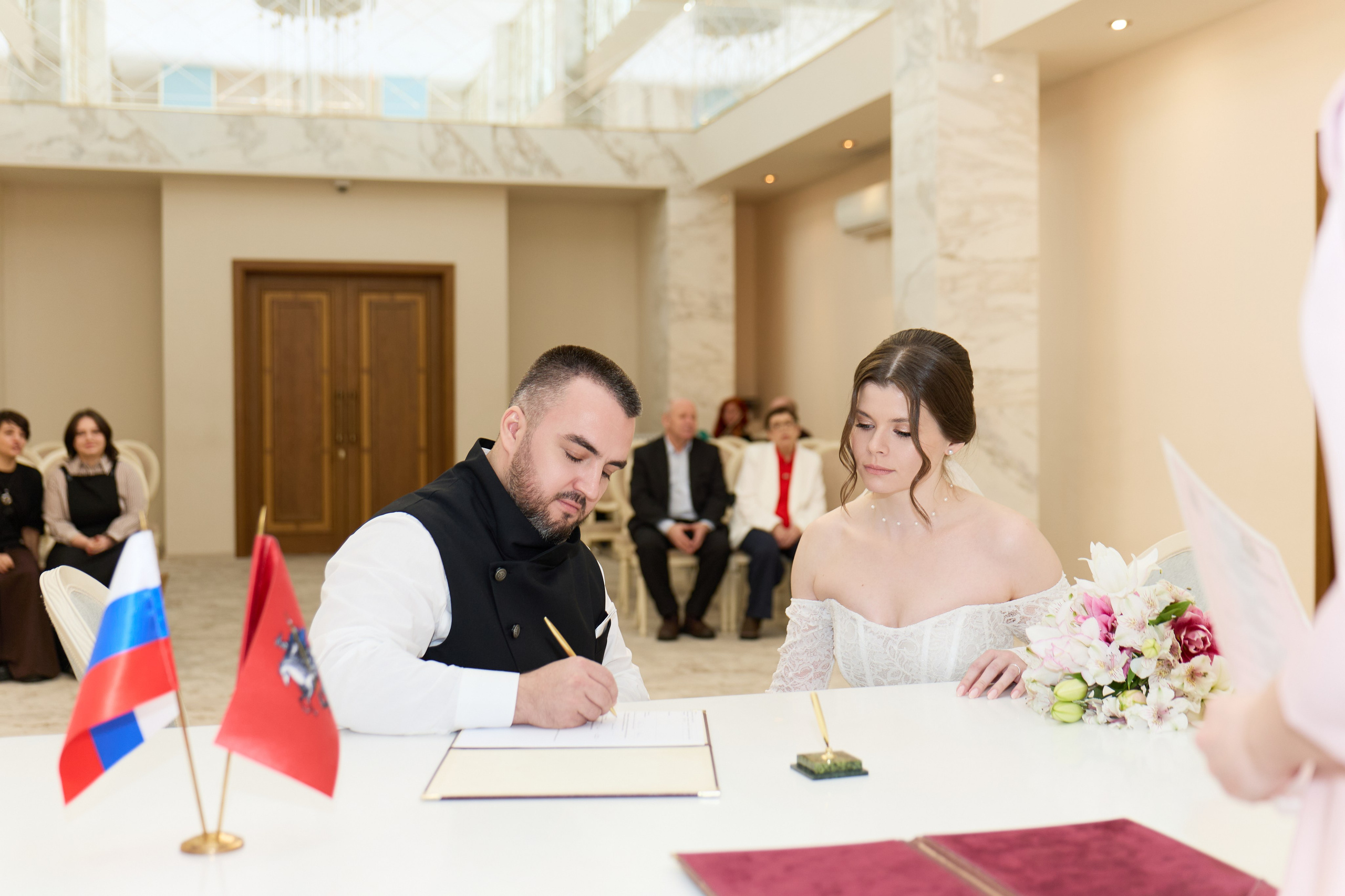 Классические сборы в отеле. Роспись в 4 ЗАГСе и съемка в оранжерее Цицина РАН. Любовь Юсупова. Фотограф