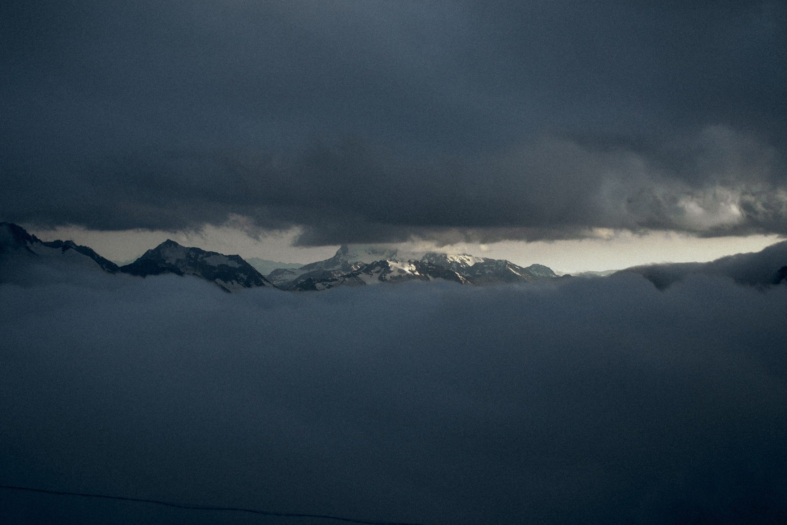 Облака на 3800 м. Фотограф Настя | Экспедиции и лайфстайл