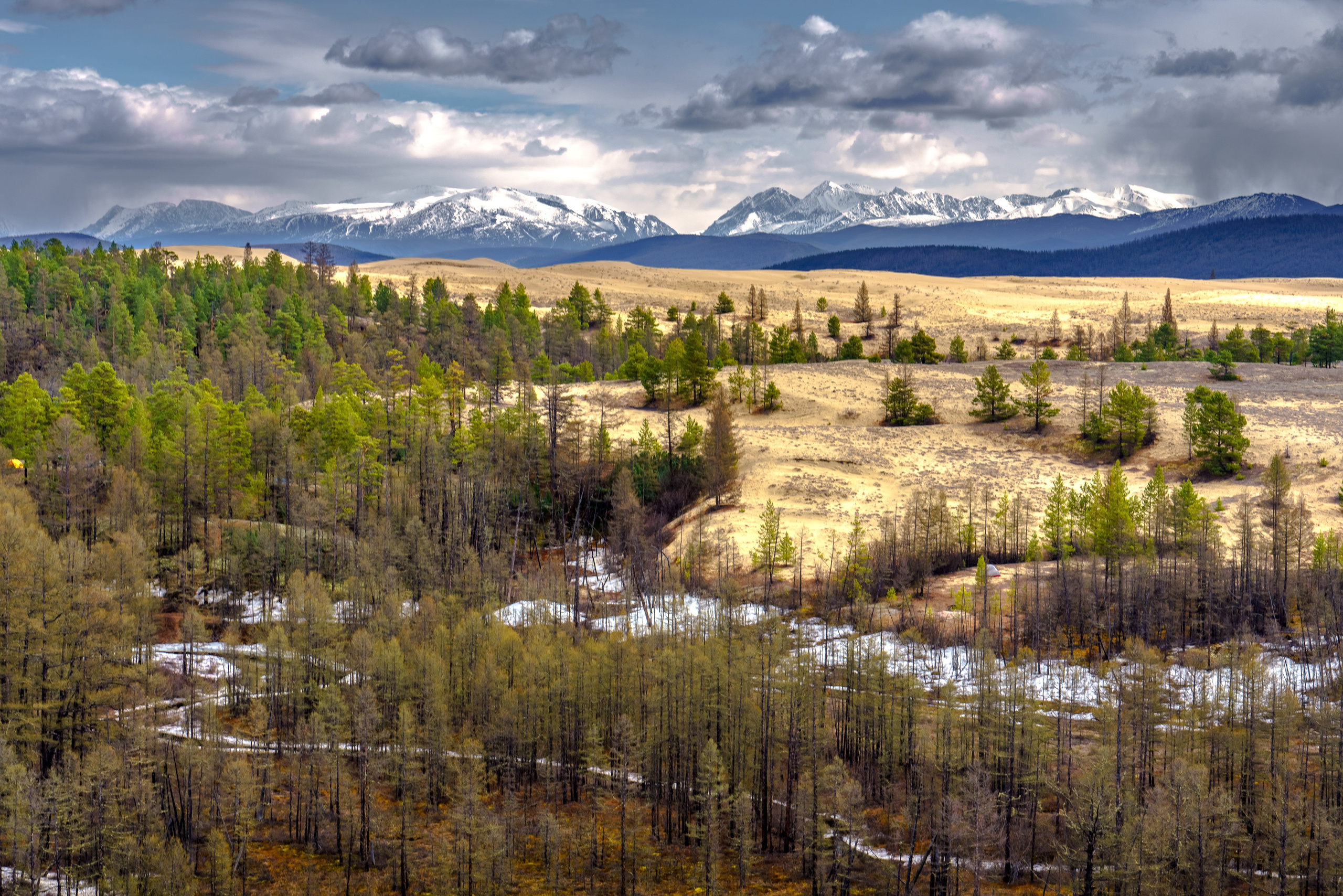 Хребет Кодар