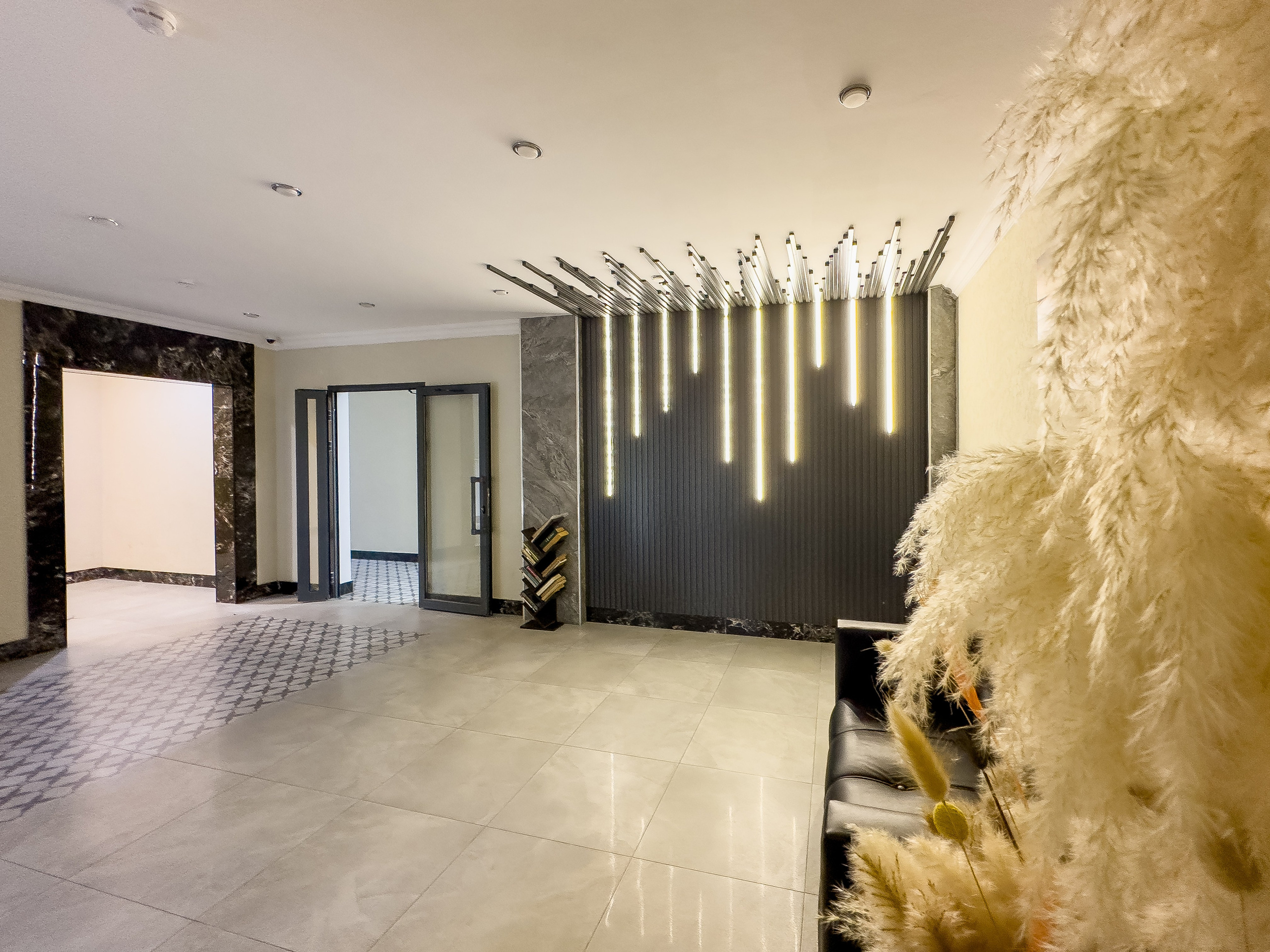 Сукко. Фотосъемка помещений для дизайнеров, владельцев бизнеса. Передача атмосферы, стиля и деталей помещений.