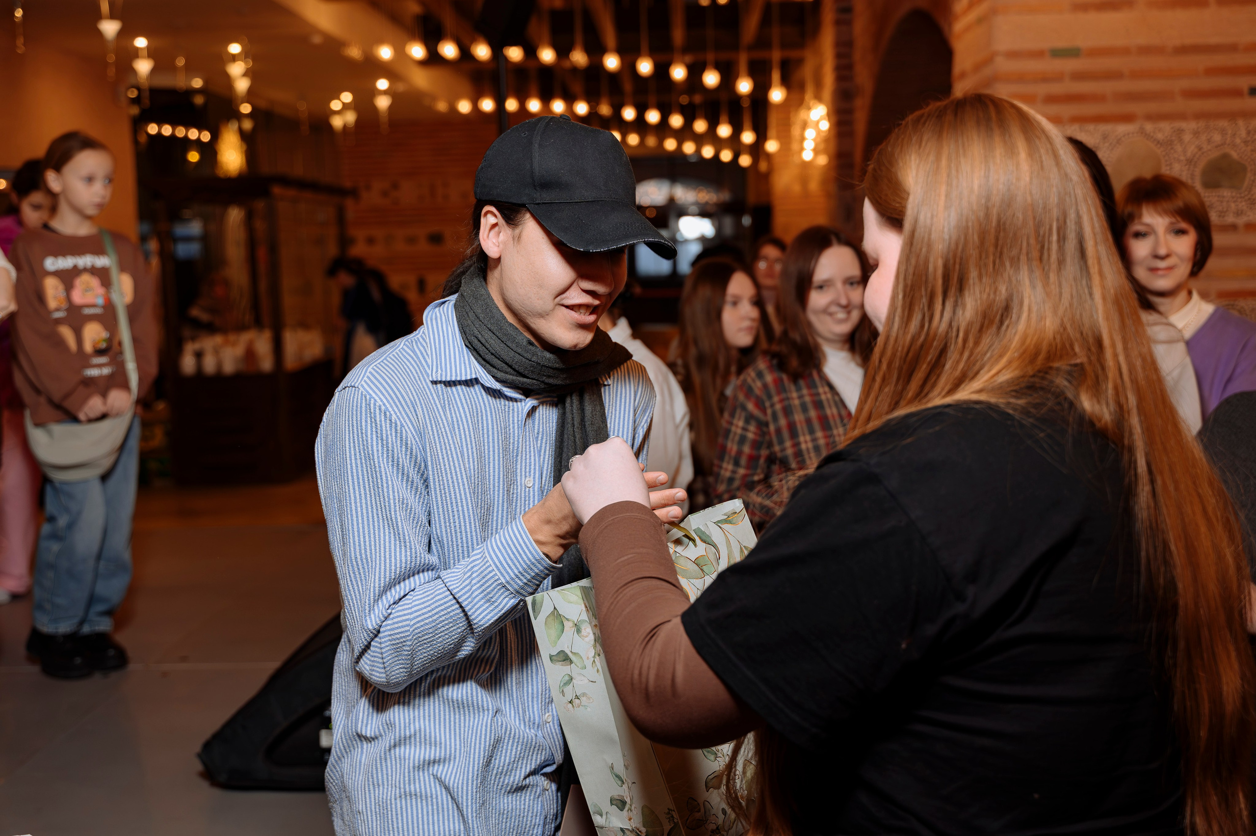 ФАН встреча участников проекта FACTOR.BY: Ибрагима Карасова и Шамхала Хачатуряна. Фотограф Беларусь — Ольга Шаповалова (Жардецкая)