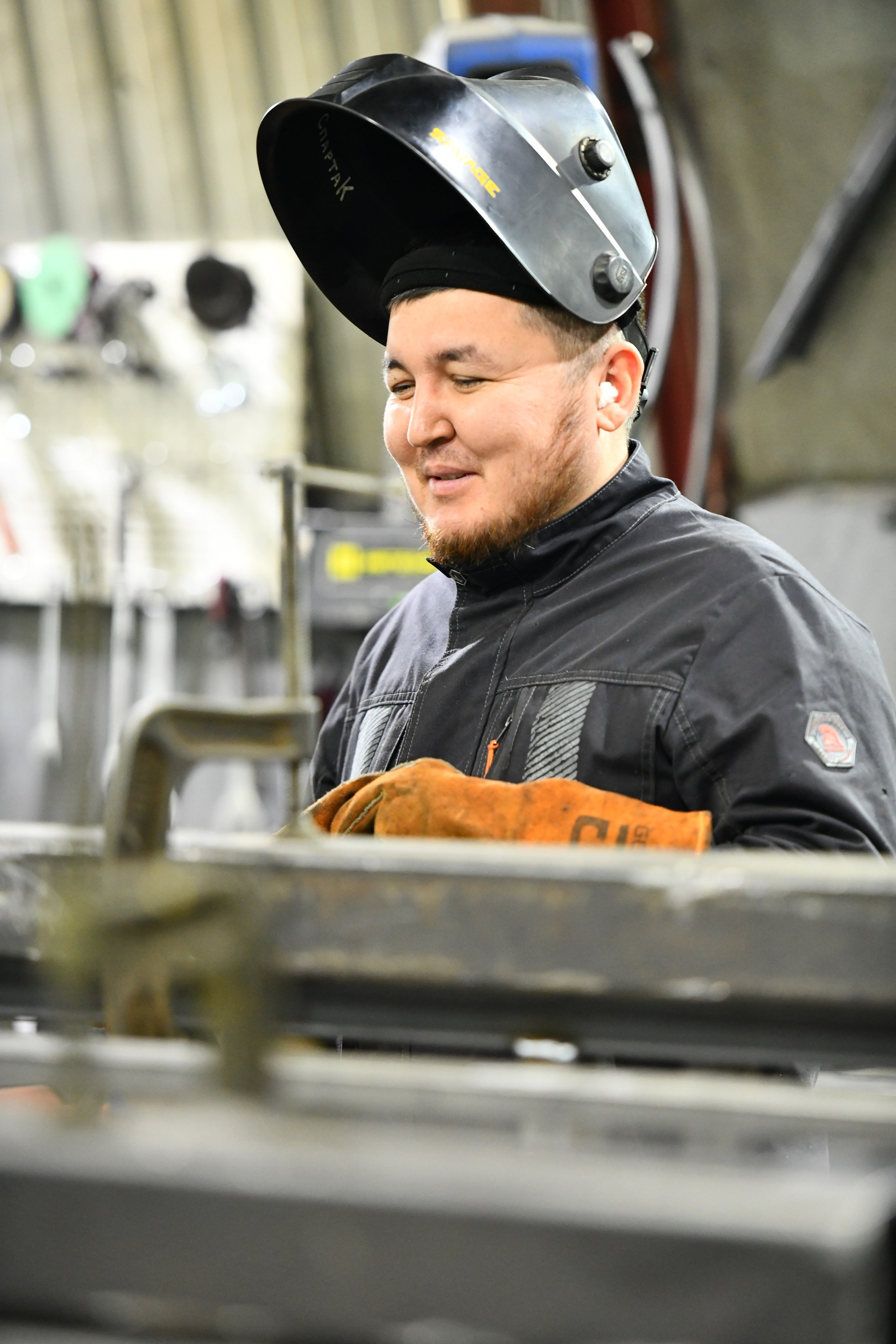 Репортаж с экскурсии на Завод ТРОМ. Репортажный и семейный фотограф — Шелихов Сергей