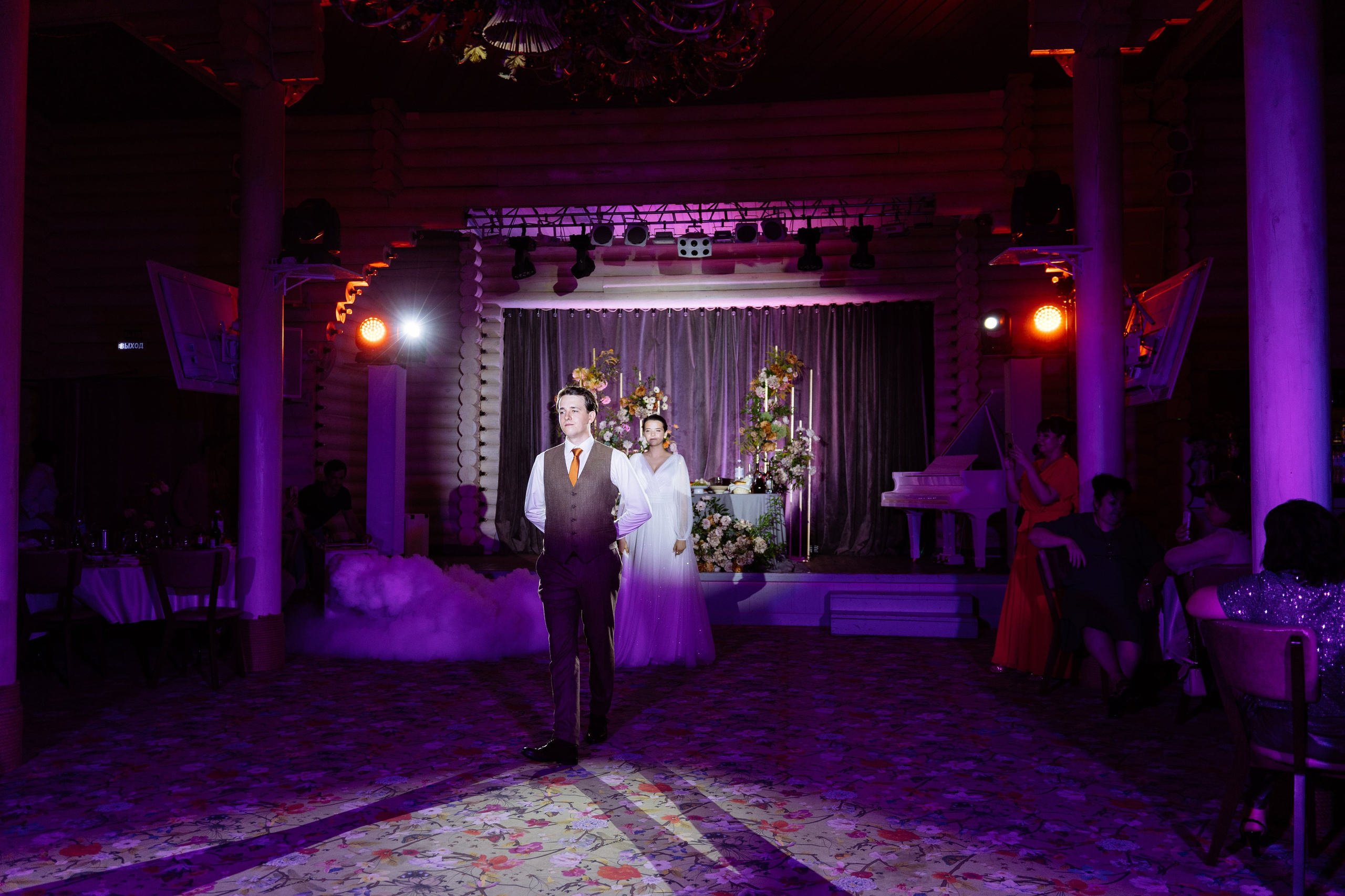 Свадьба Олега и Виктории в клубе «Ближняя дача»