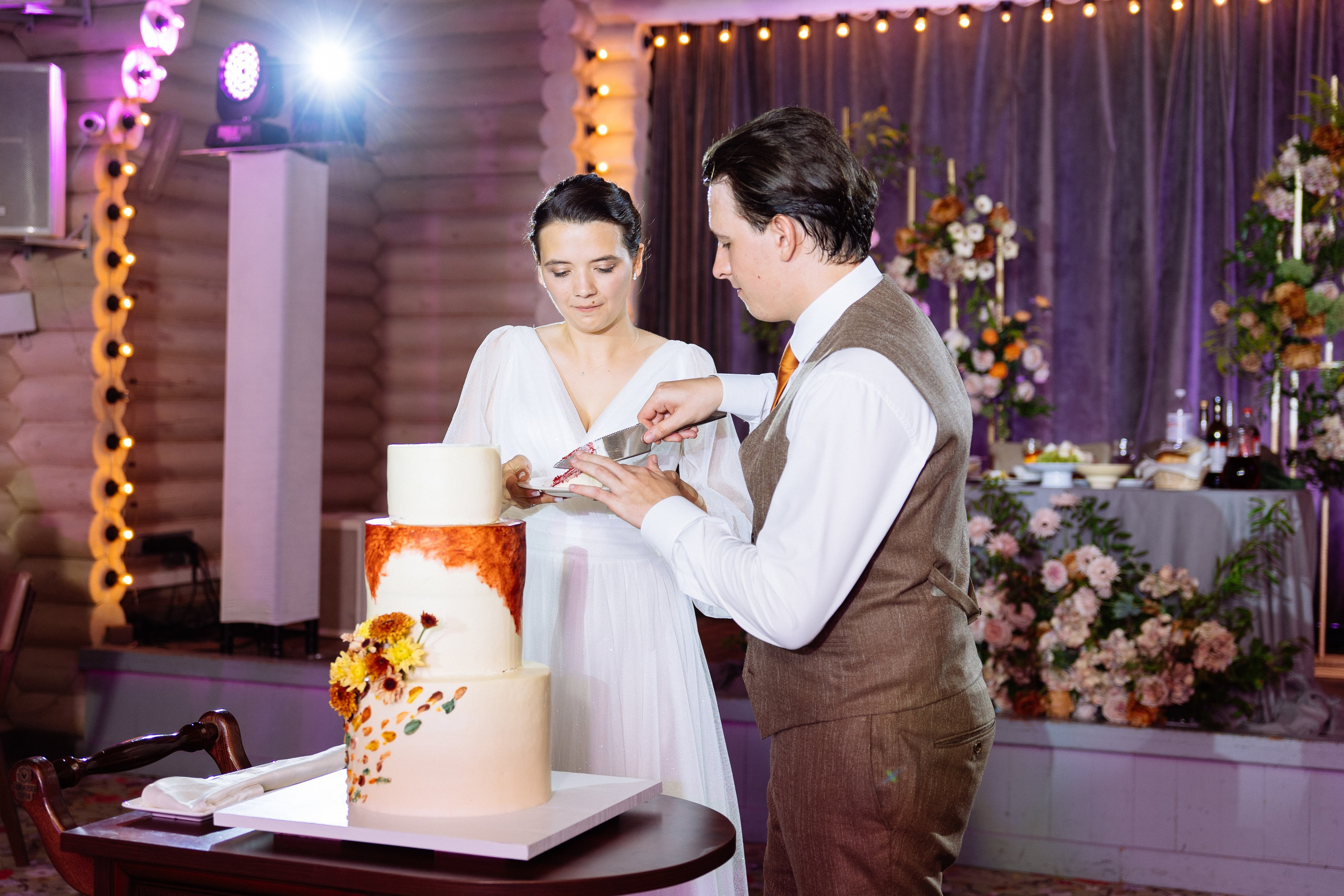 Свадьба Олега и Виктории в клубе «Ближняя дача»