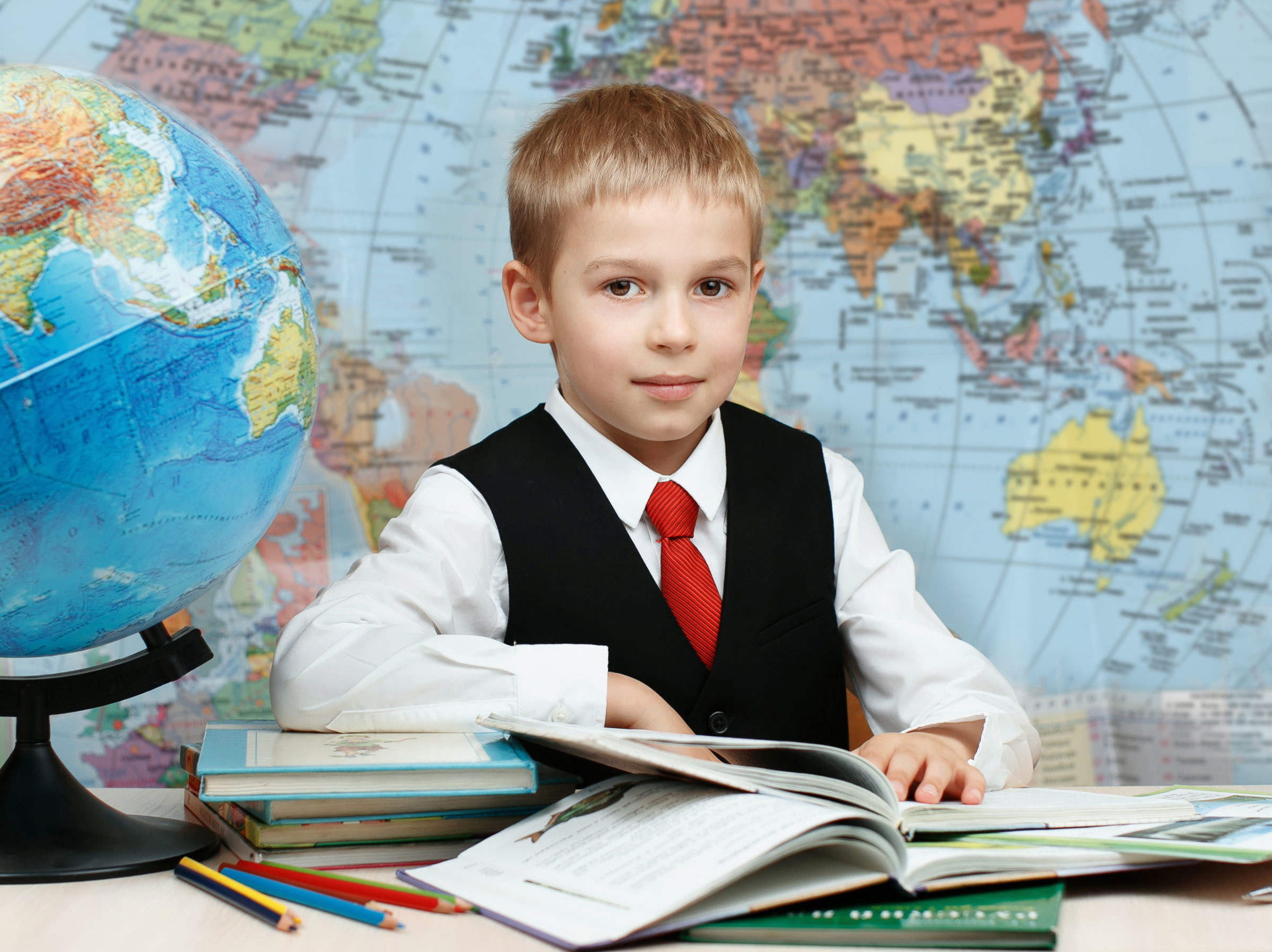 Школьный фотограф в Сызрани. Свадебный, семейный и школьный фотограф в Сызрани Максим Баталов