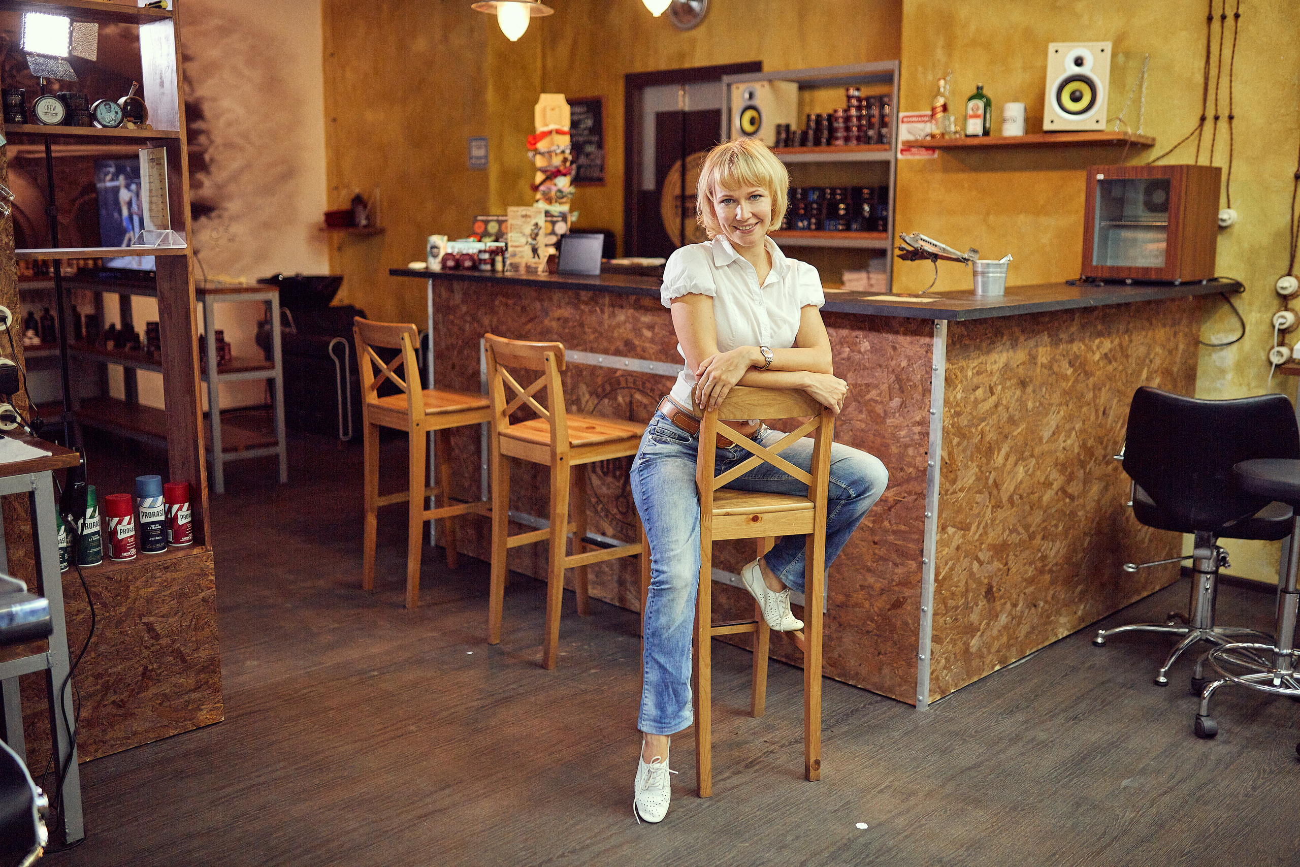 Съёмка в барбершопе. Антон Артюшин, портретный фотограф. Москва