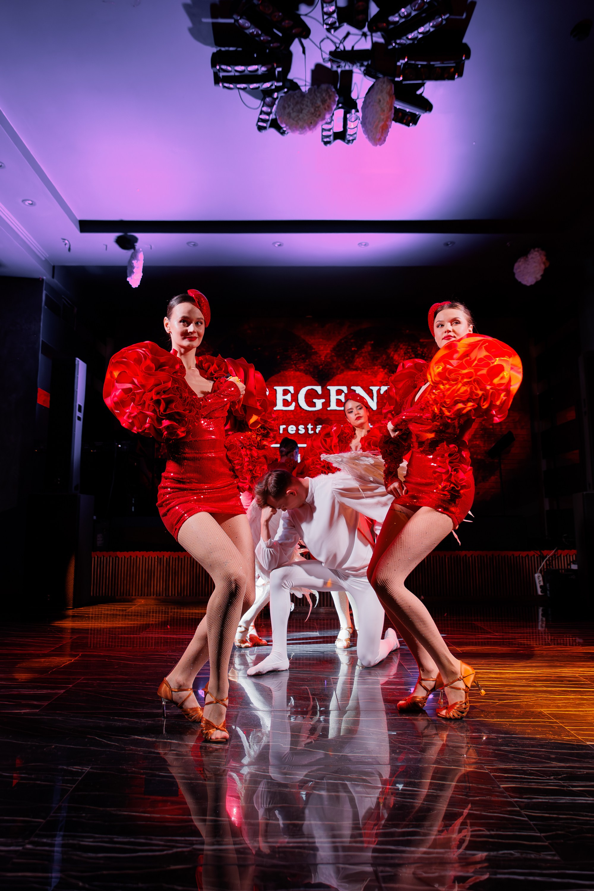 РЕЖЕНТ — HAPPY VALENTINES DAY. СВОИ. ФОТООТЧЕТЫ-СОБЫТИЯ-МЕСТА