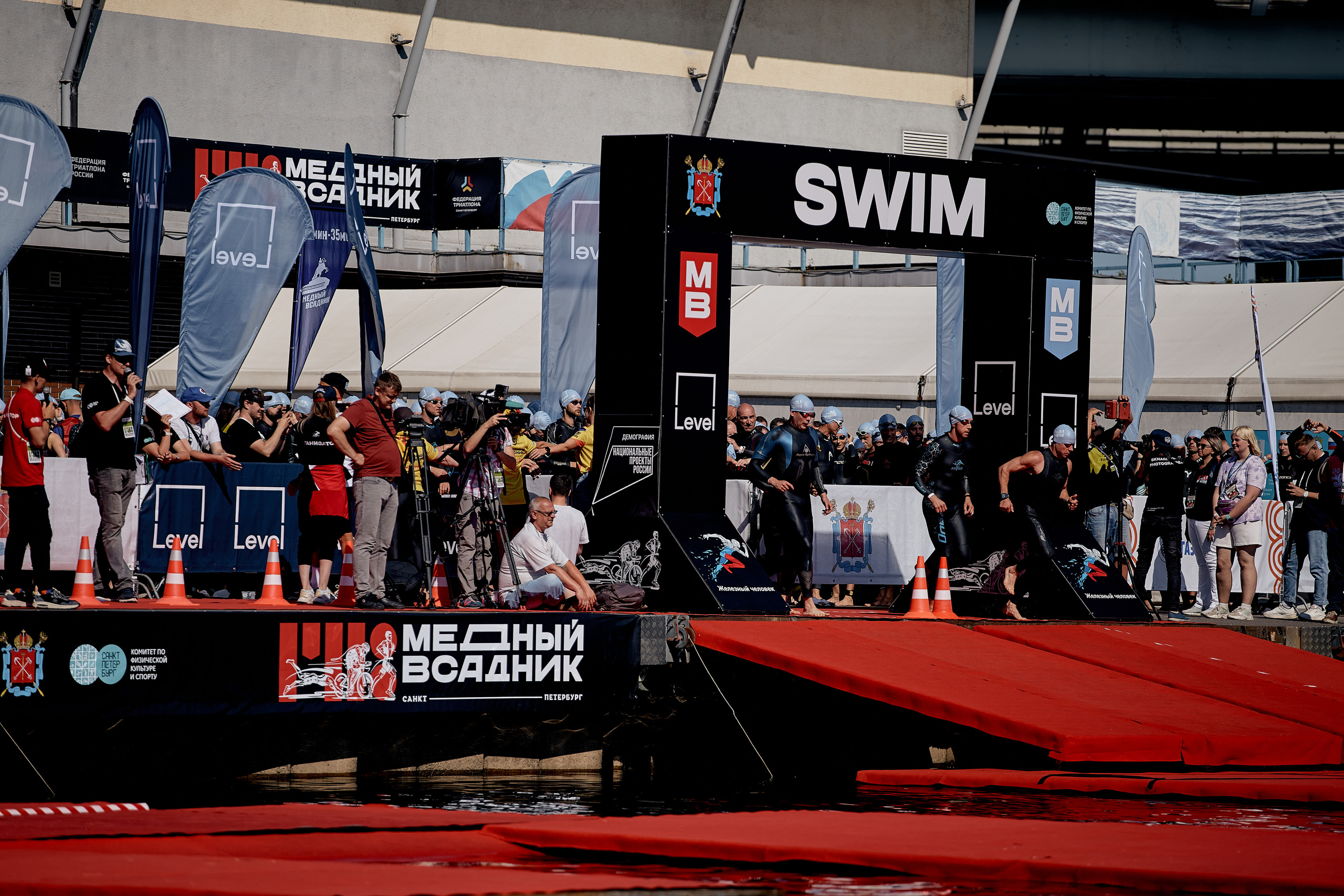 Triathlon in Saint-P. Юлия Иванова. Фотограф для лучших моментов