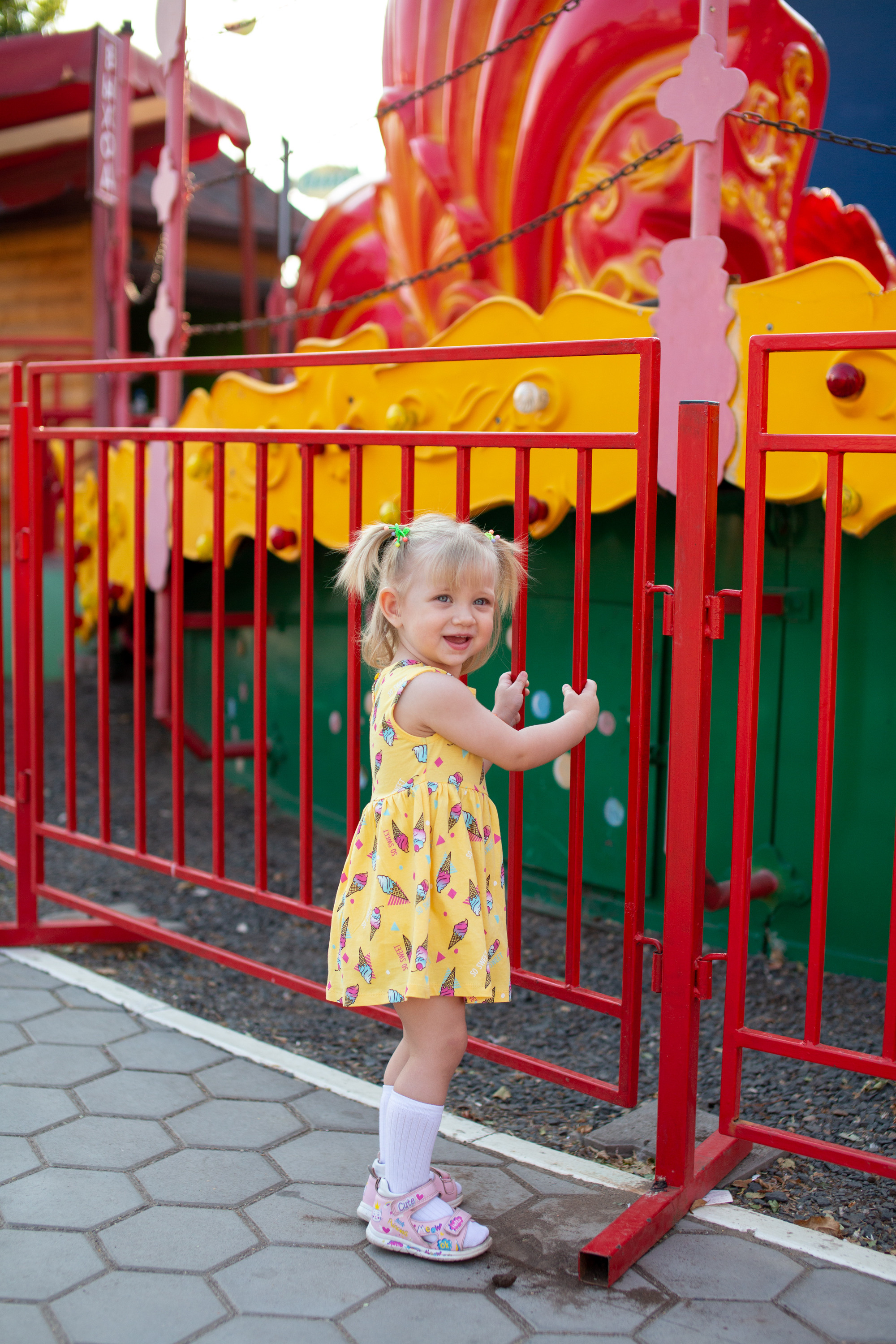 Фотосессия в парке Тополя. Фотограф в Оренбурге. Профессиональный фотограф