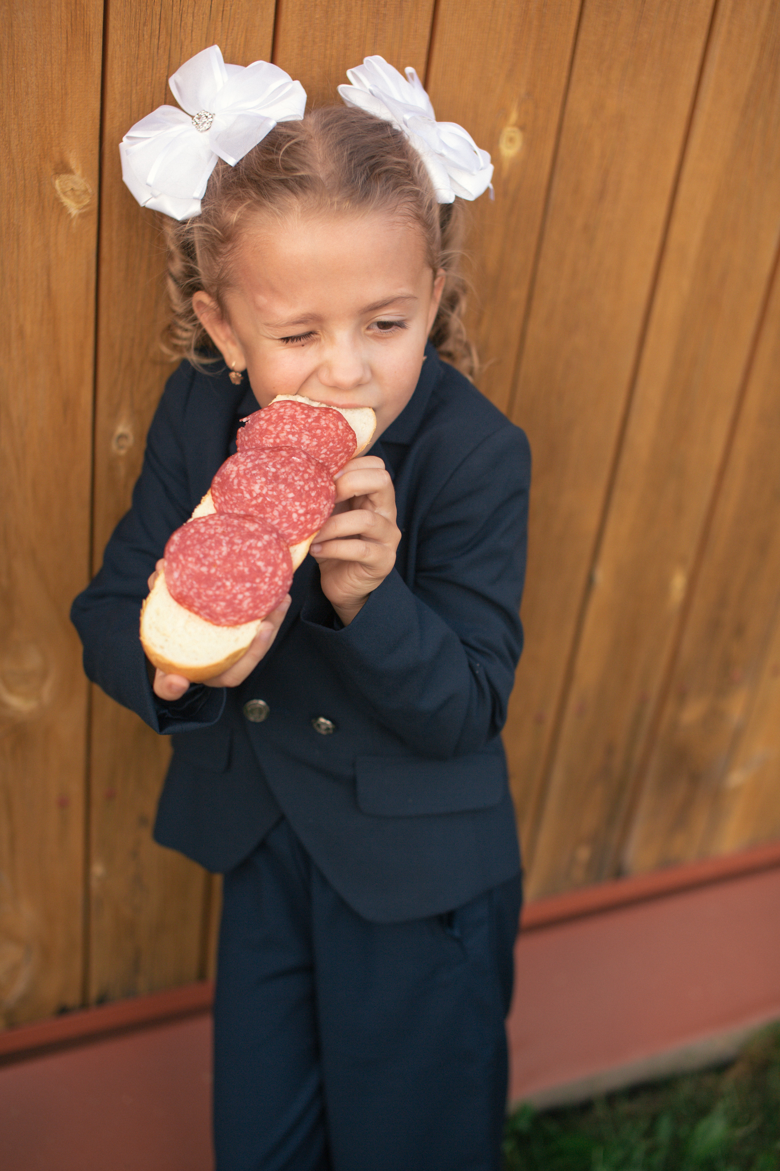 Тимофей и Полина идут в школу!. Фотограф в Оренбурге. Профессиональный фотограф