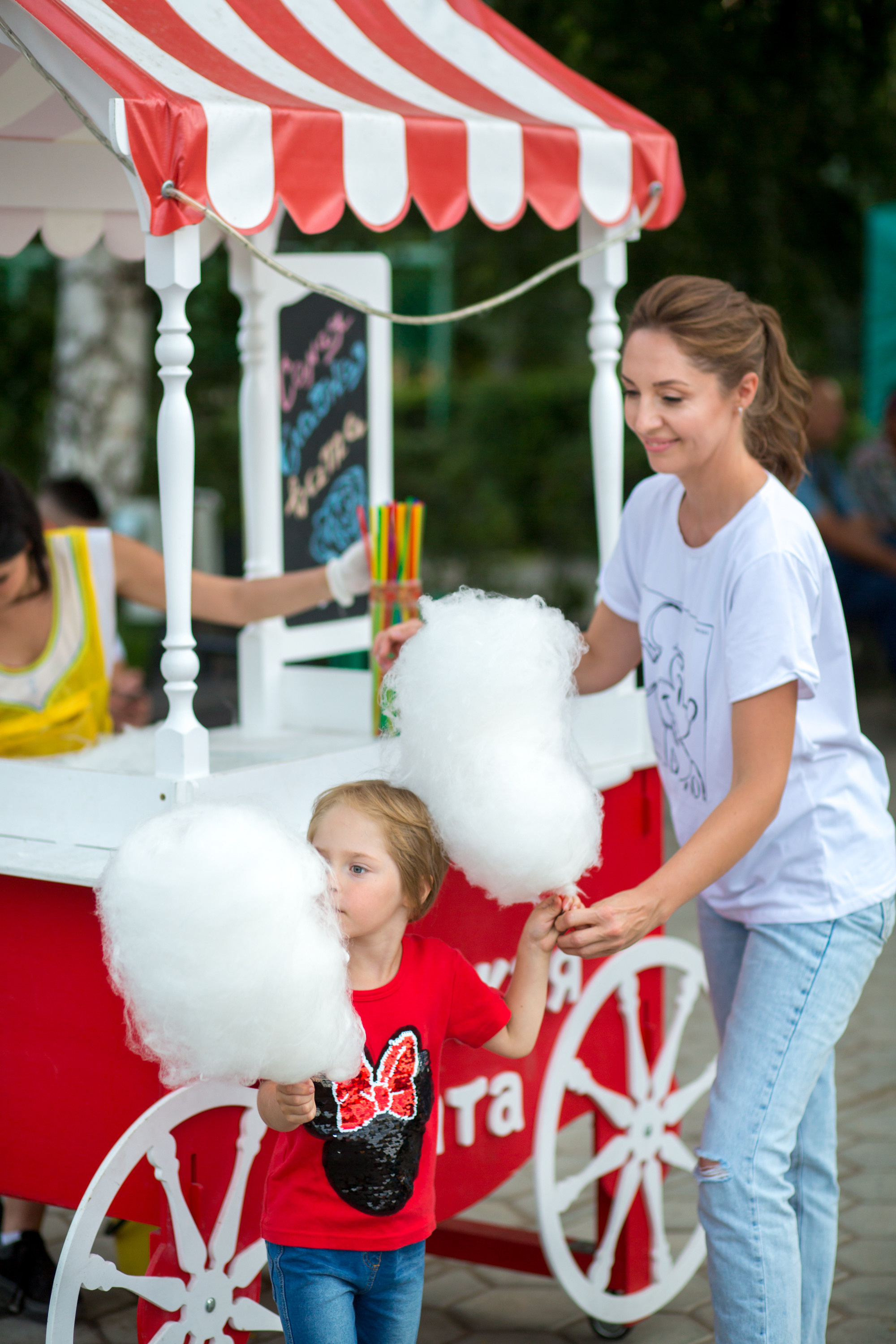 Фотосессия в парке Тополя. Фотограф в Оренбурге. Профессиональный фотограф