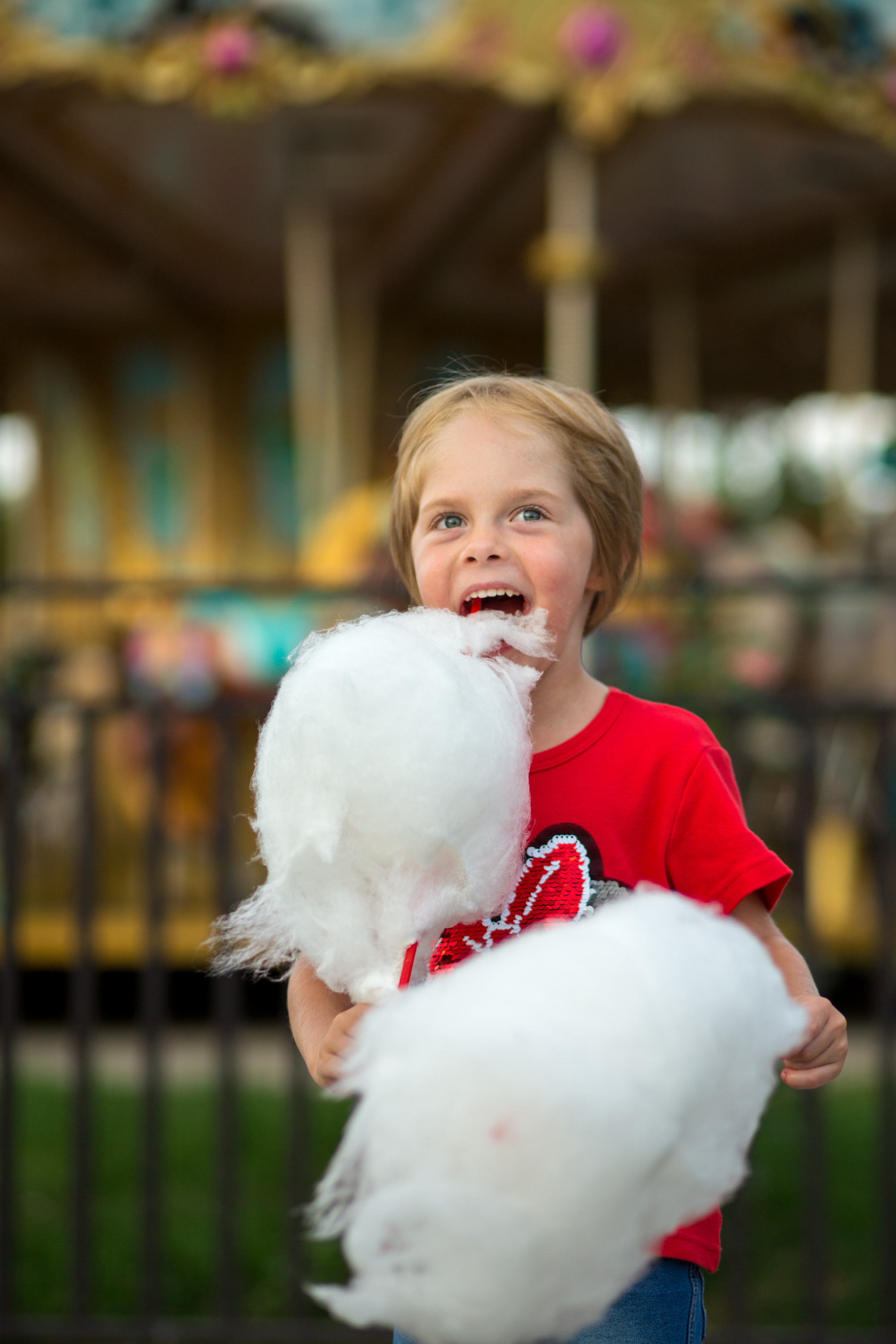 Фотосессия в парке Тополя. Фотограф в Оренбурге. Профессиональный фотограф