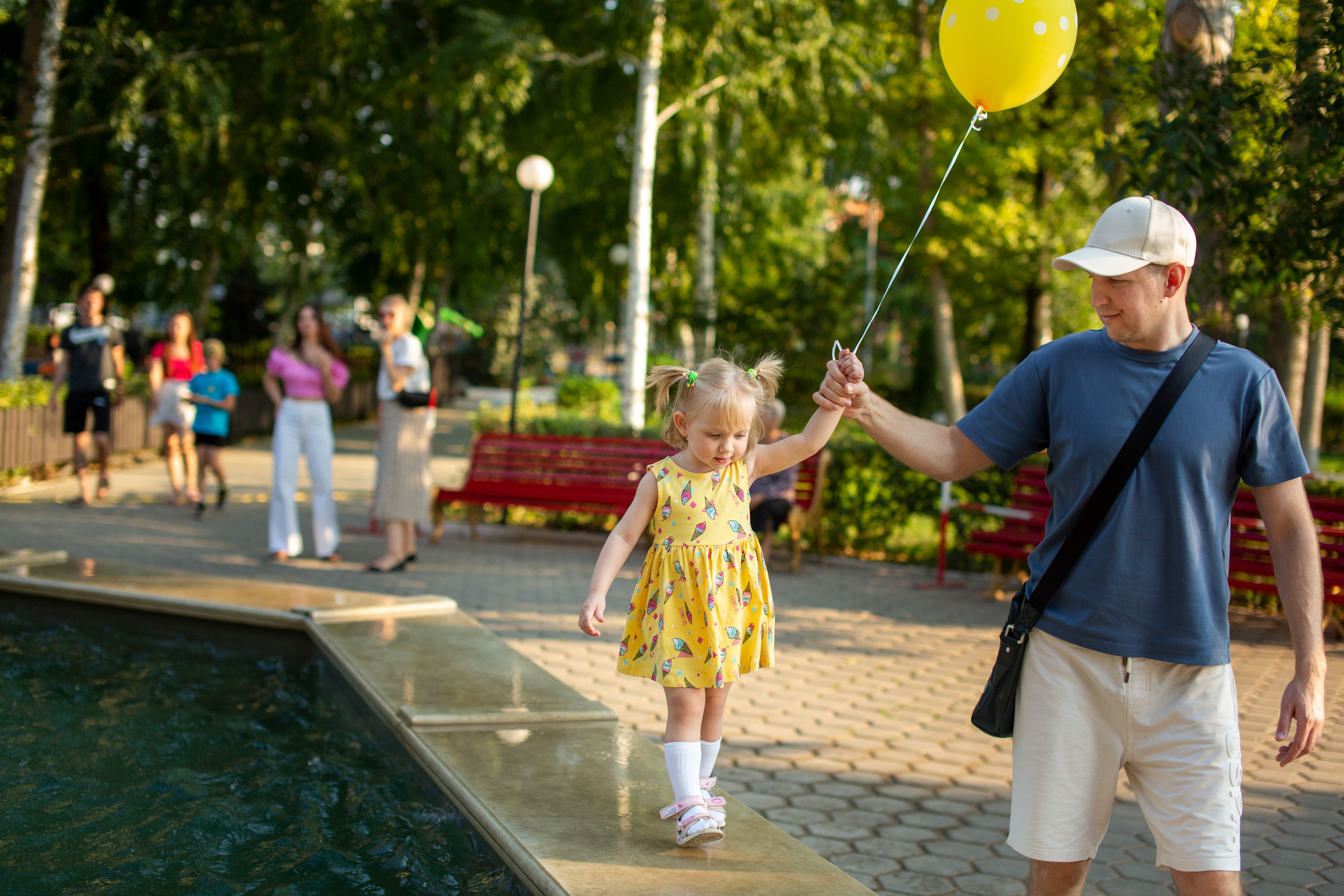 Фотосессия в парке Тополя. Фотограф в Оренбурге. Профессиональный фотограф