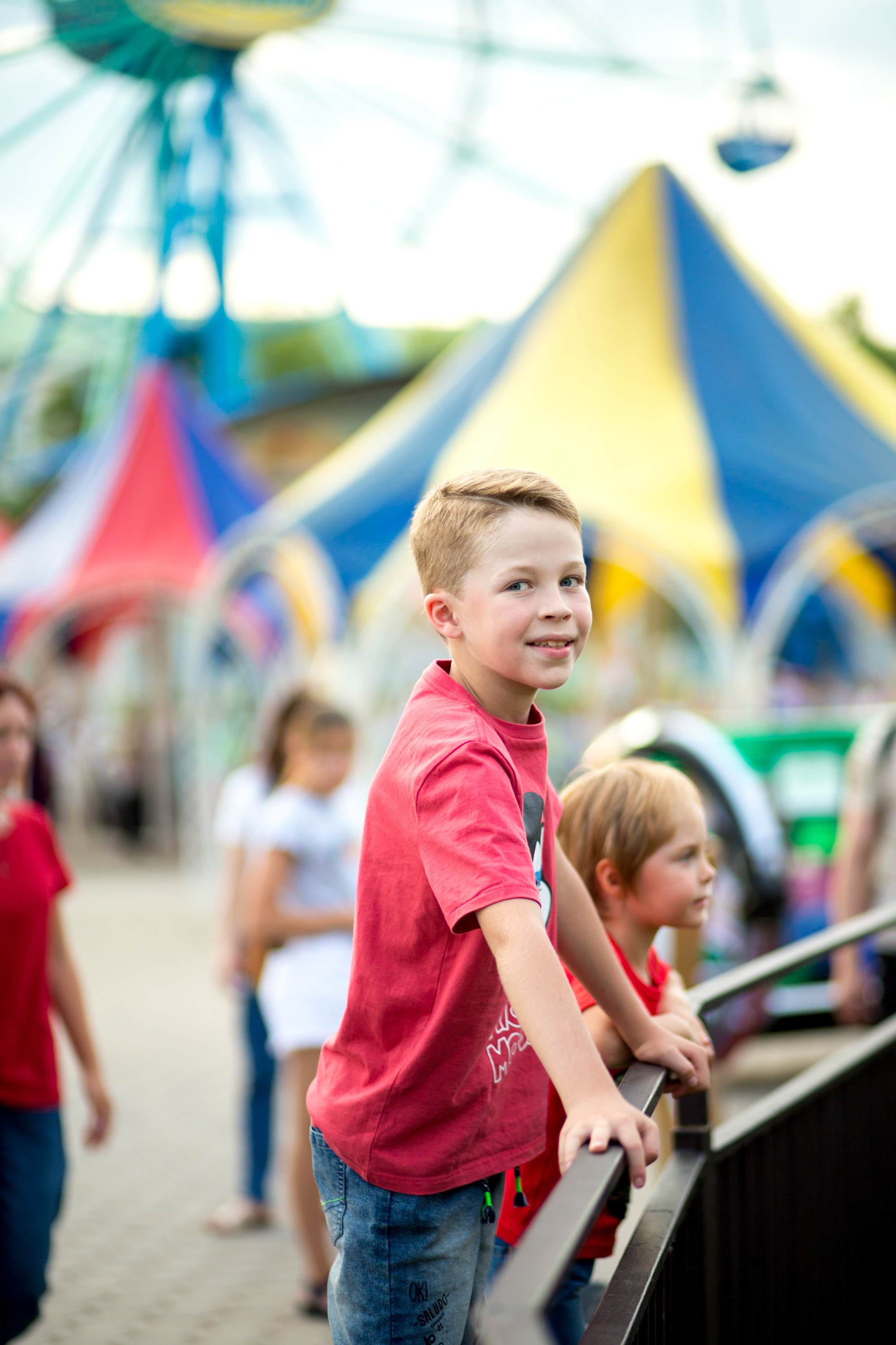 Фотосессия в парке Тополя. Фотограф в Оренбурге. Профессиональный фотограф
