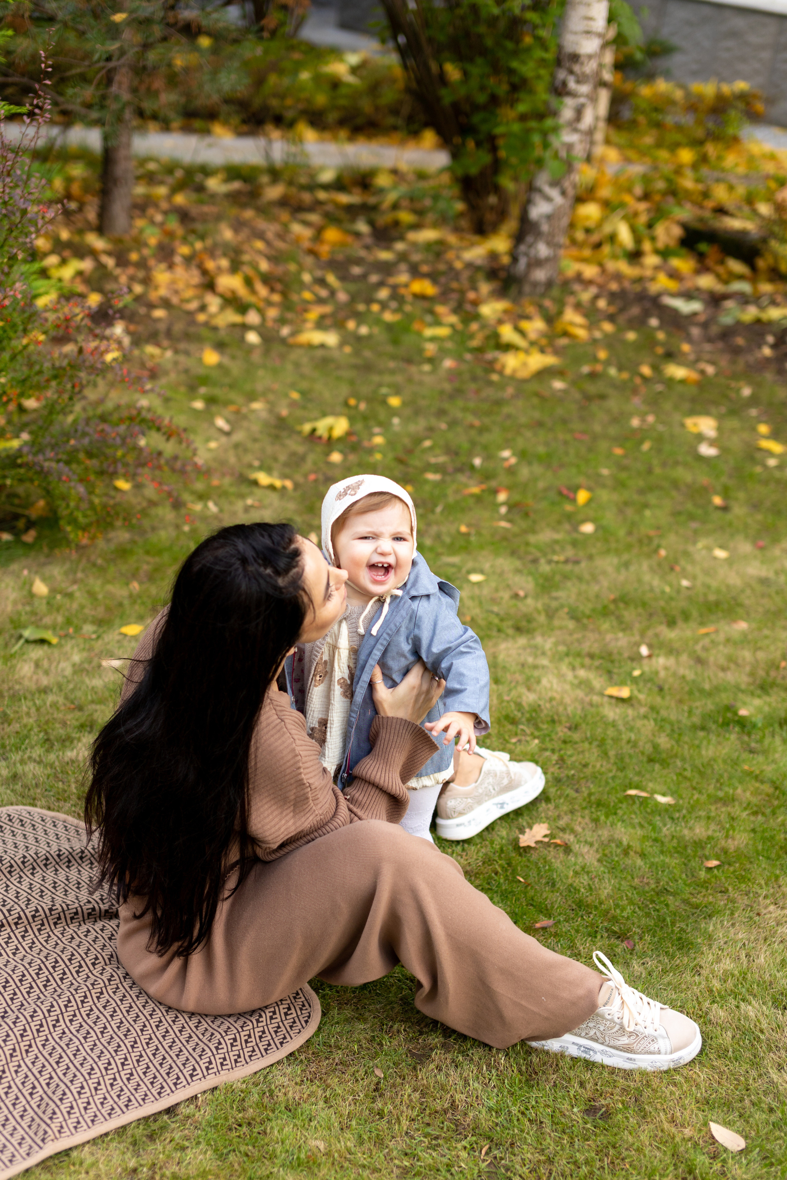 Семейная фотосессия дома. Фотограф в Оренбурге. Профессиональный фотограф