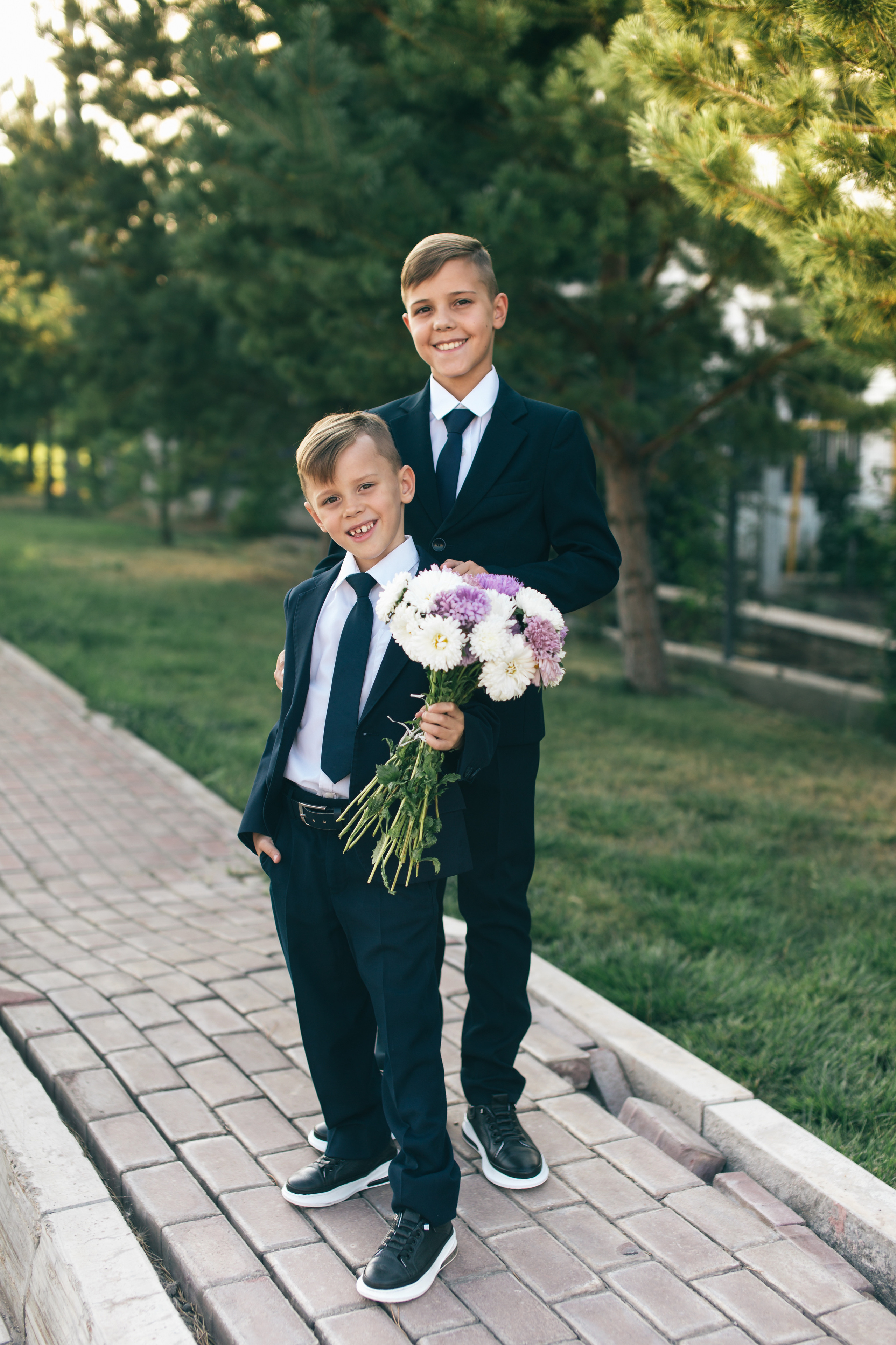 Тимофей и Полина идут в школу!. Фотограф в Оренбурге. Профессиональный фотограф